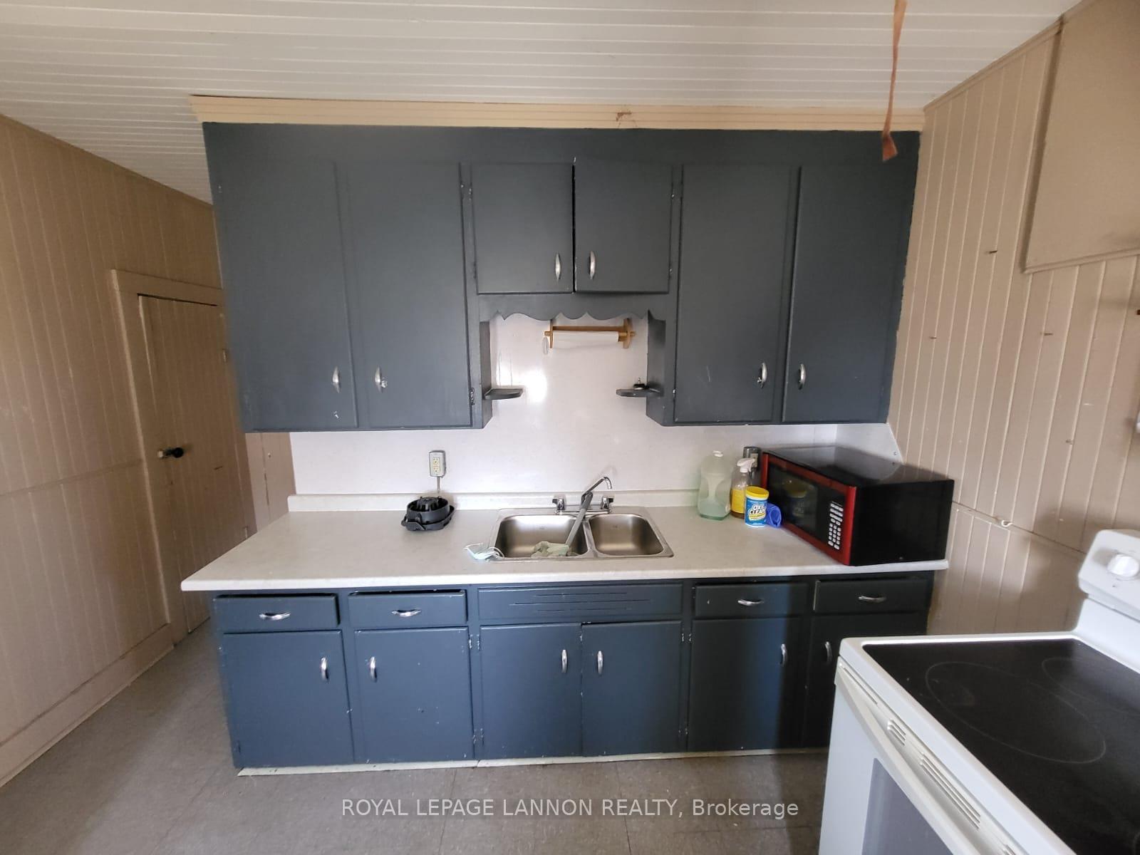 Photo 27 of 624 High Street S, Thunder Bay, Court / Cumberland — HOMEH