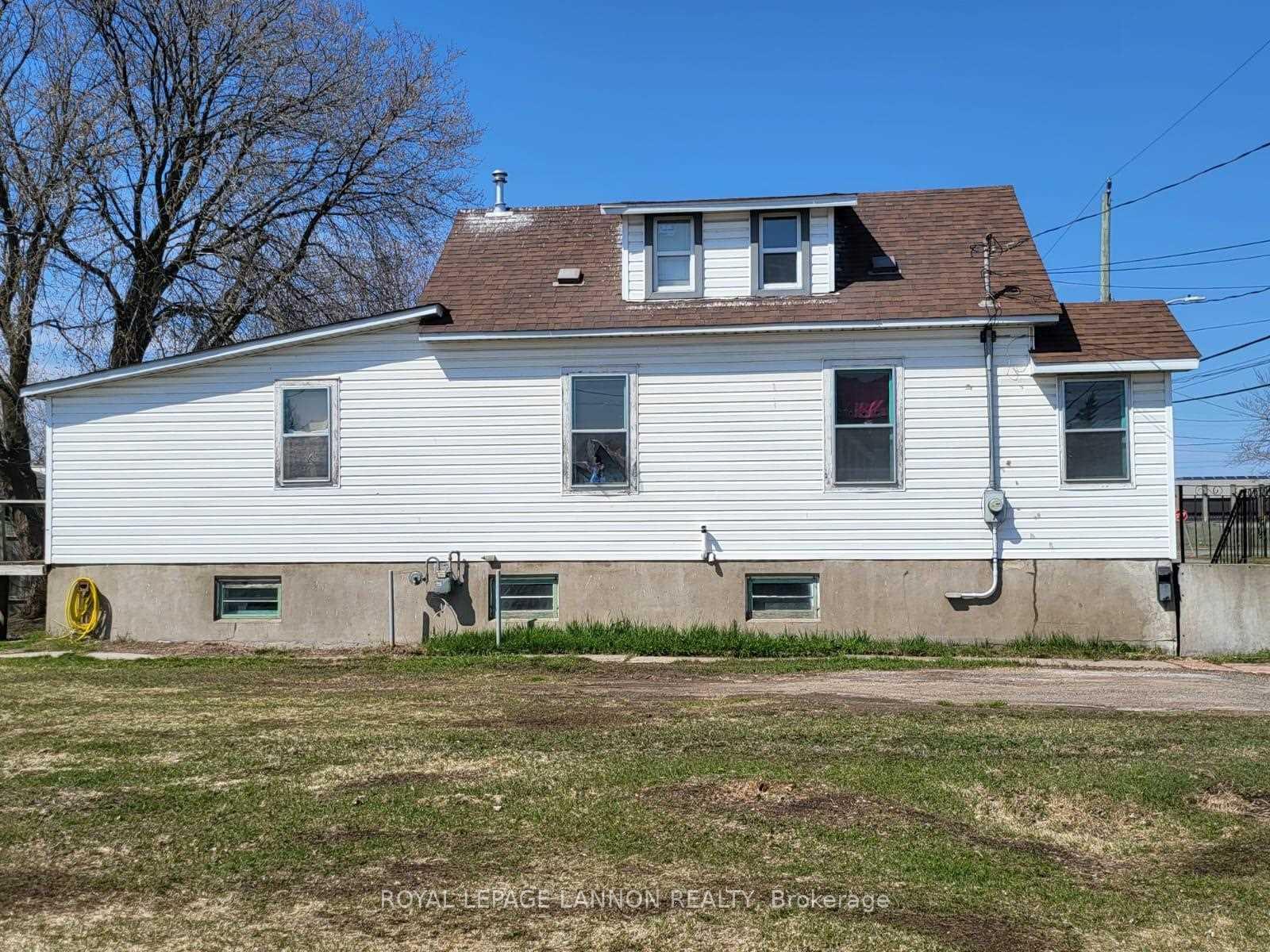 Photo 33 of 624 High Street S, Thunder Bay, Court / Cumberland — HOMEH