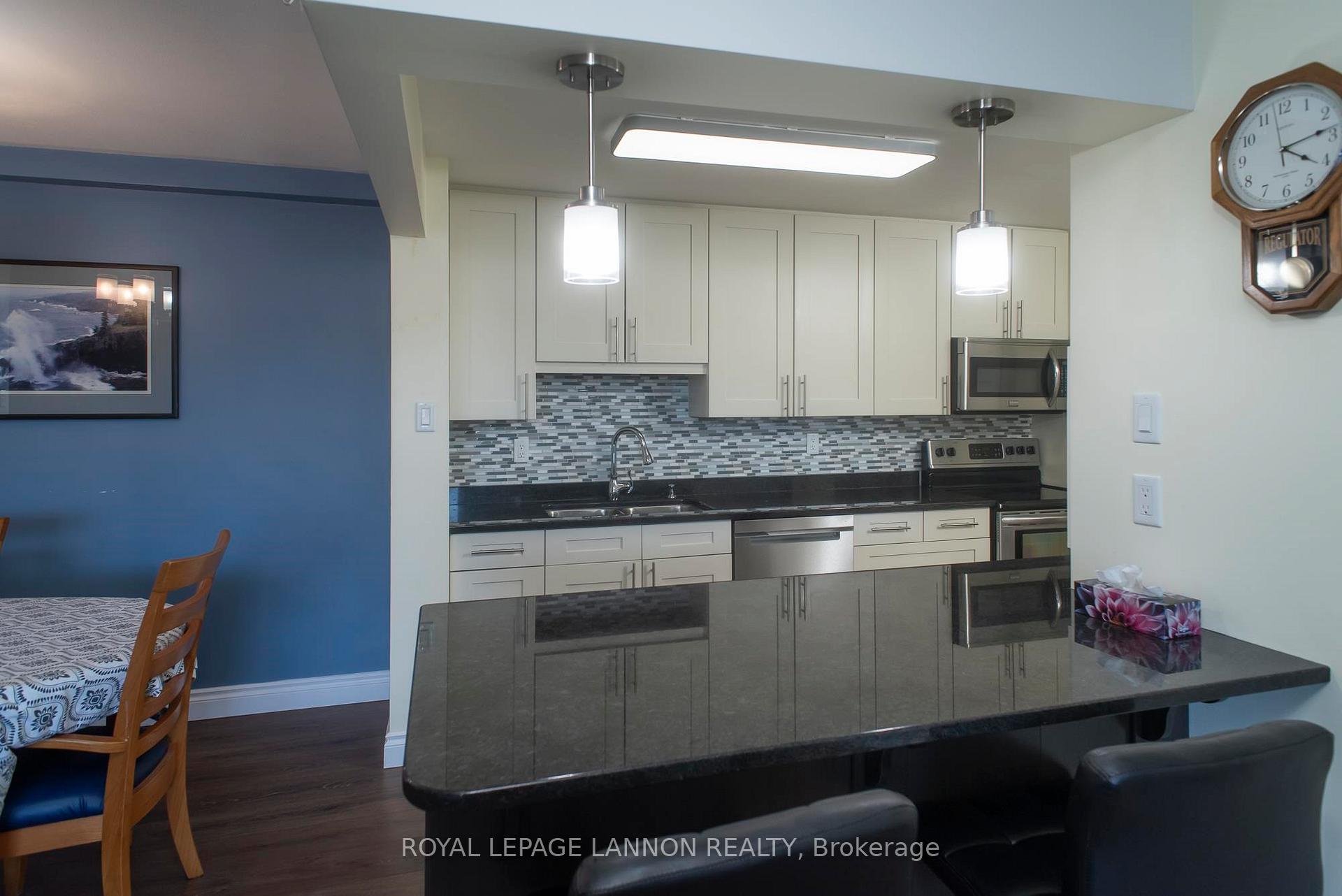 Photo 9 of Unit 408, 405 Waverly Street, Thunder Bay, Court / Cumberland — HOMEH