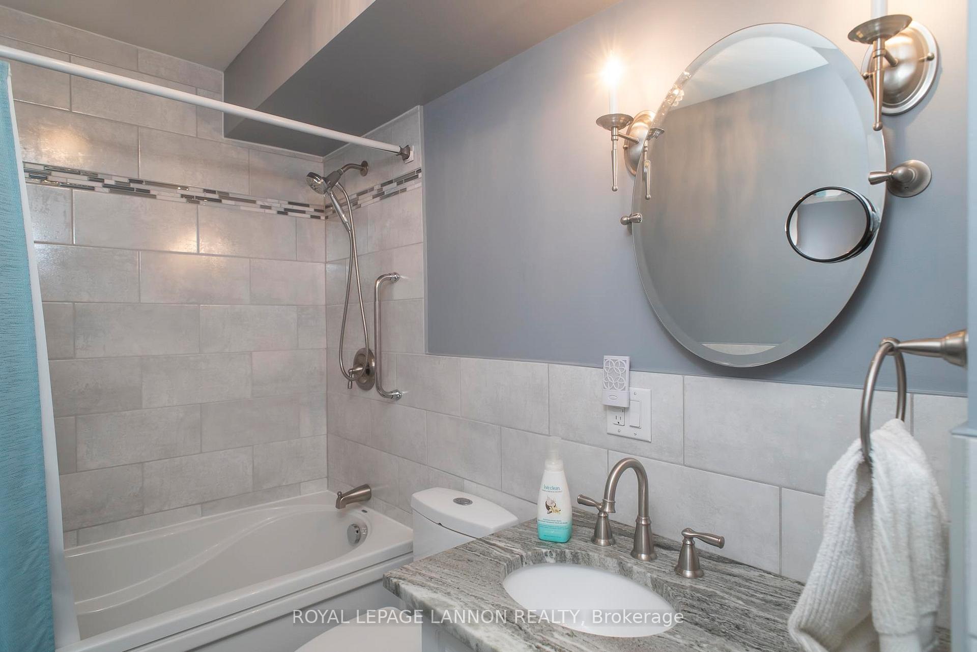 Photo 19 of Unit 408, 405 Waverly Street, Thunder Bay, Court / Cumberland — HOMEH