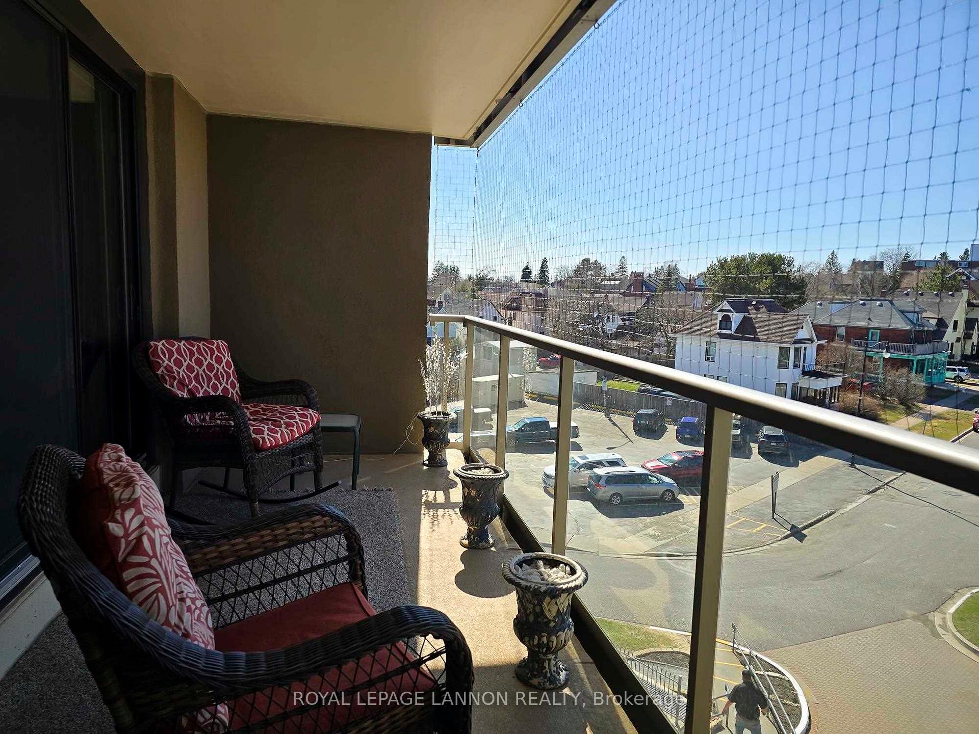 Photo 25 of Unit 408, 405 Waverly Street, Thunder Bay, Court / Cumberland — HOMEH