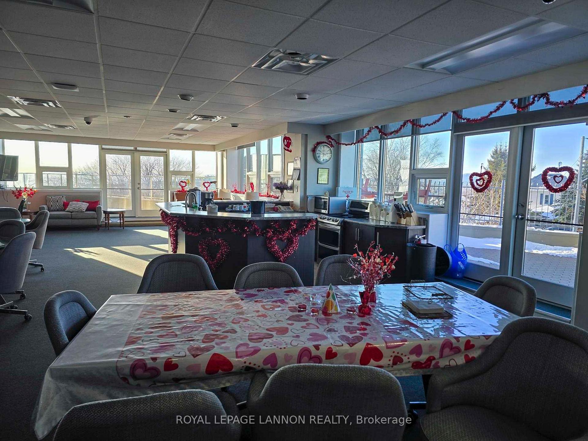 Photo 29 of Unit 408, 405 Waverly Street, Thunder Bay, Court / Cumberland — HOMEH