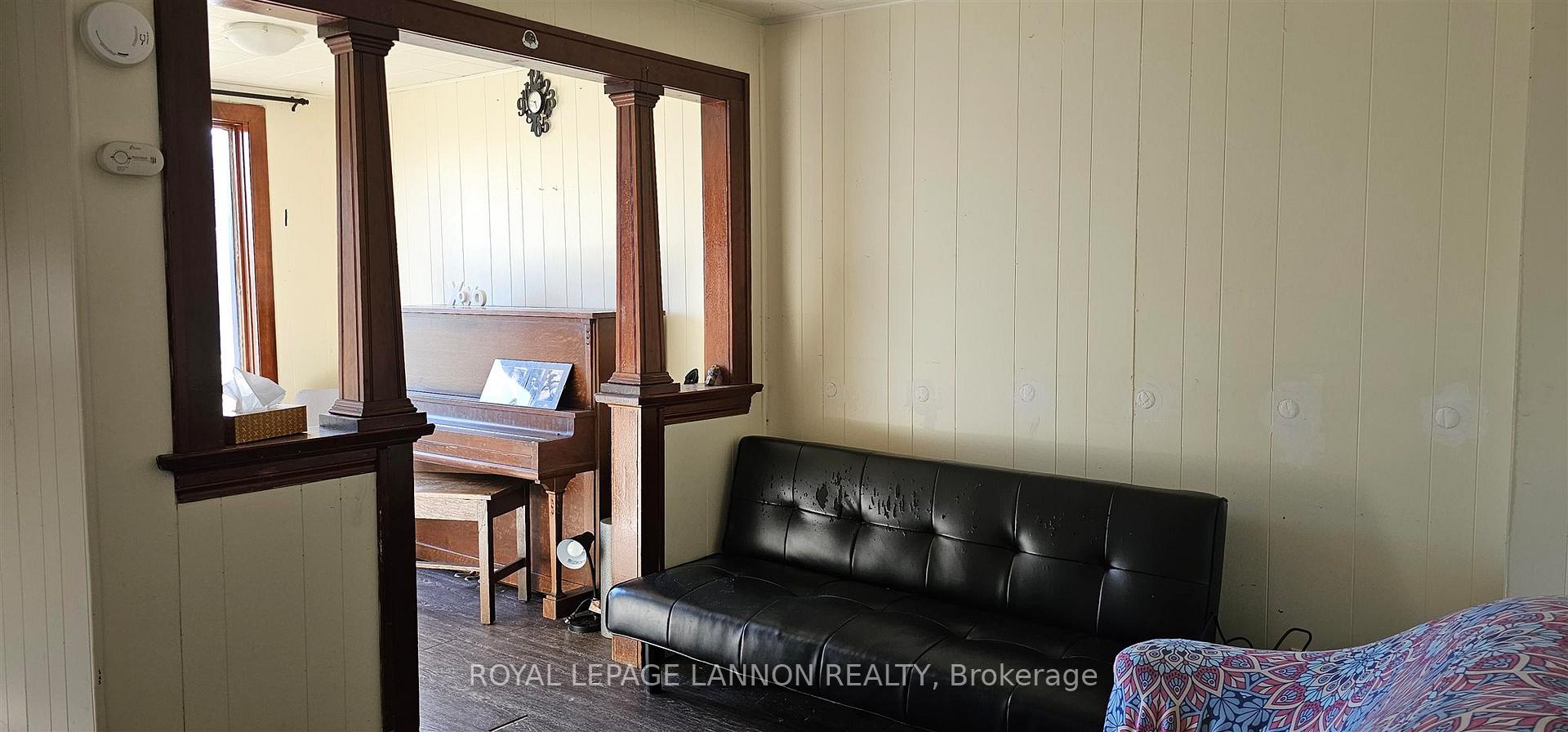 Photo 2 of 606 McLeod Street, Thunder Bay, East End — HOMEH