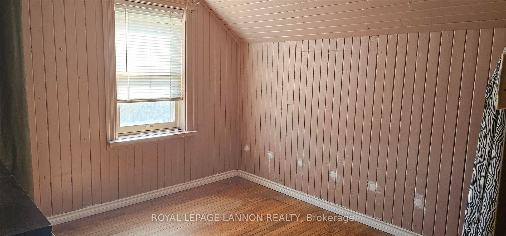 Photo 9 of 606 McLeod Street, Thunder Bay, East End — HOMEH