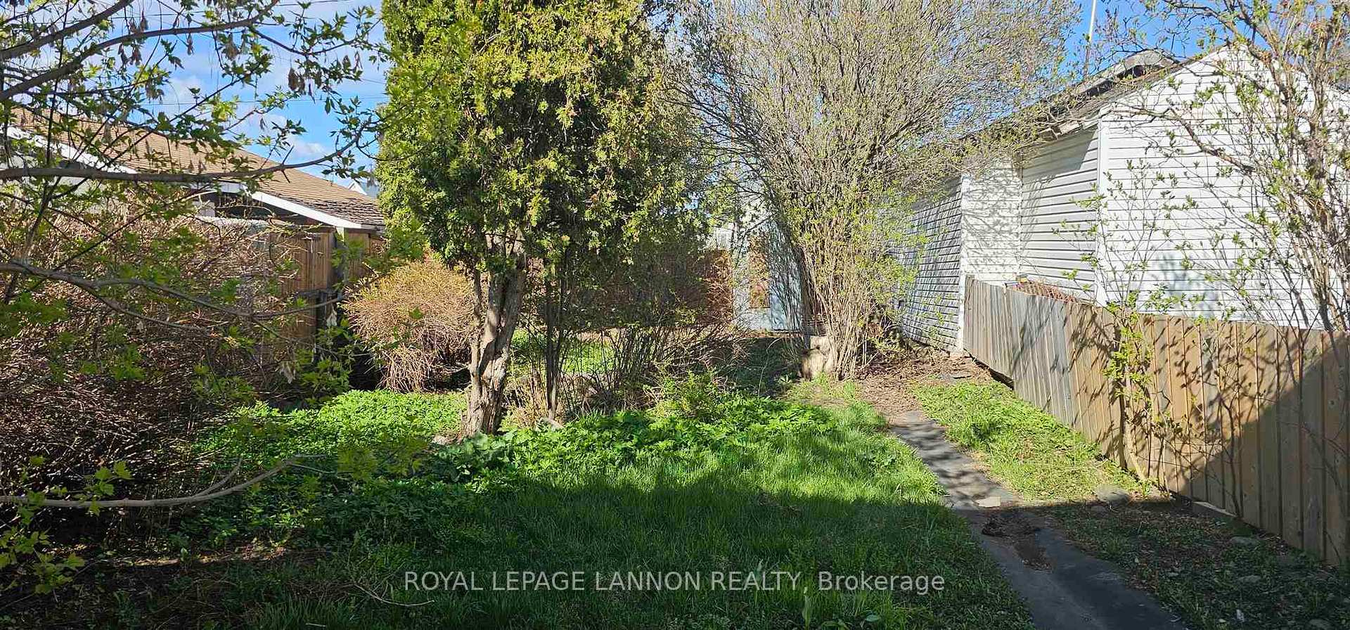 Photo 15 of 606 McLeod Street, Thunder Bay, East End — HOMEH