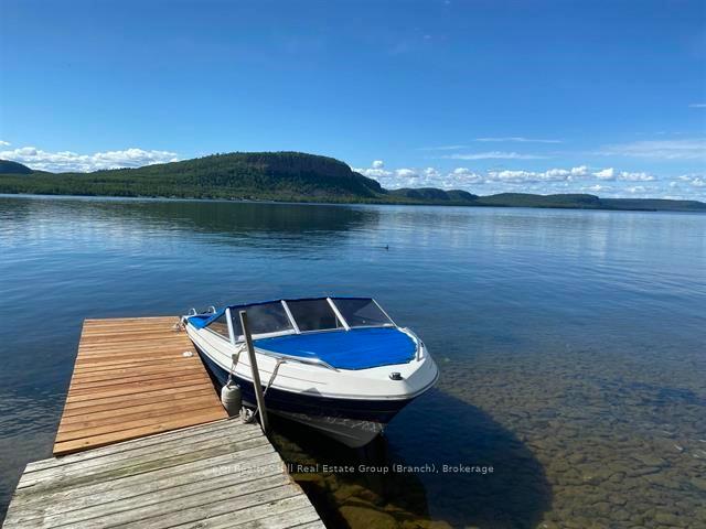 Photo 3 of 1 Singleton, Neebing — HOMEH