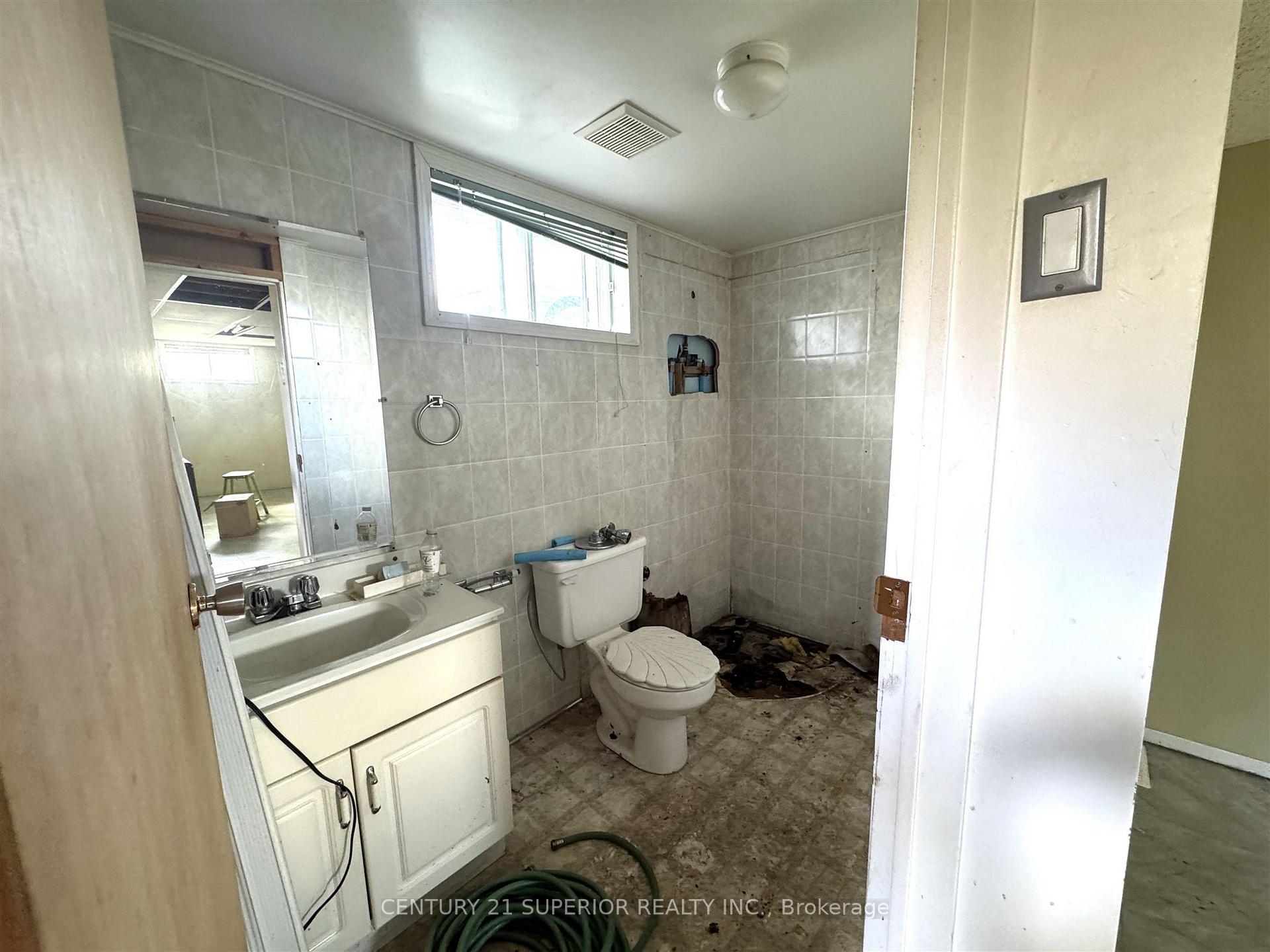 Photo 18 of 12 Redwing Ave, Manitouwadge — HOMEH