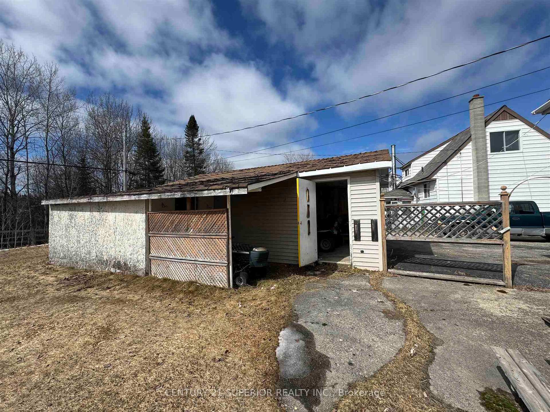 Photo 28 of 12 Redwing Ave, Manitouwadge — HOMEH