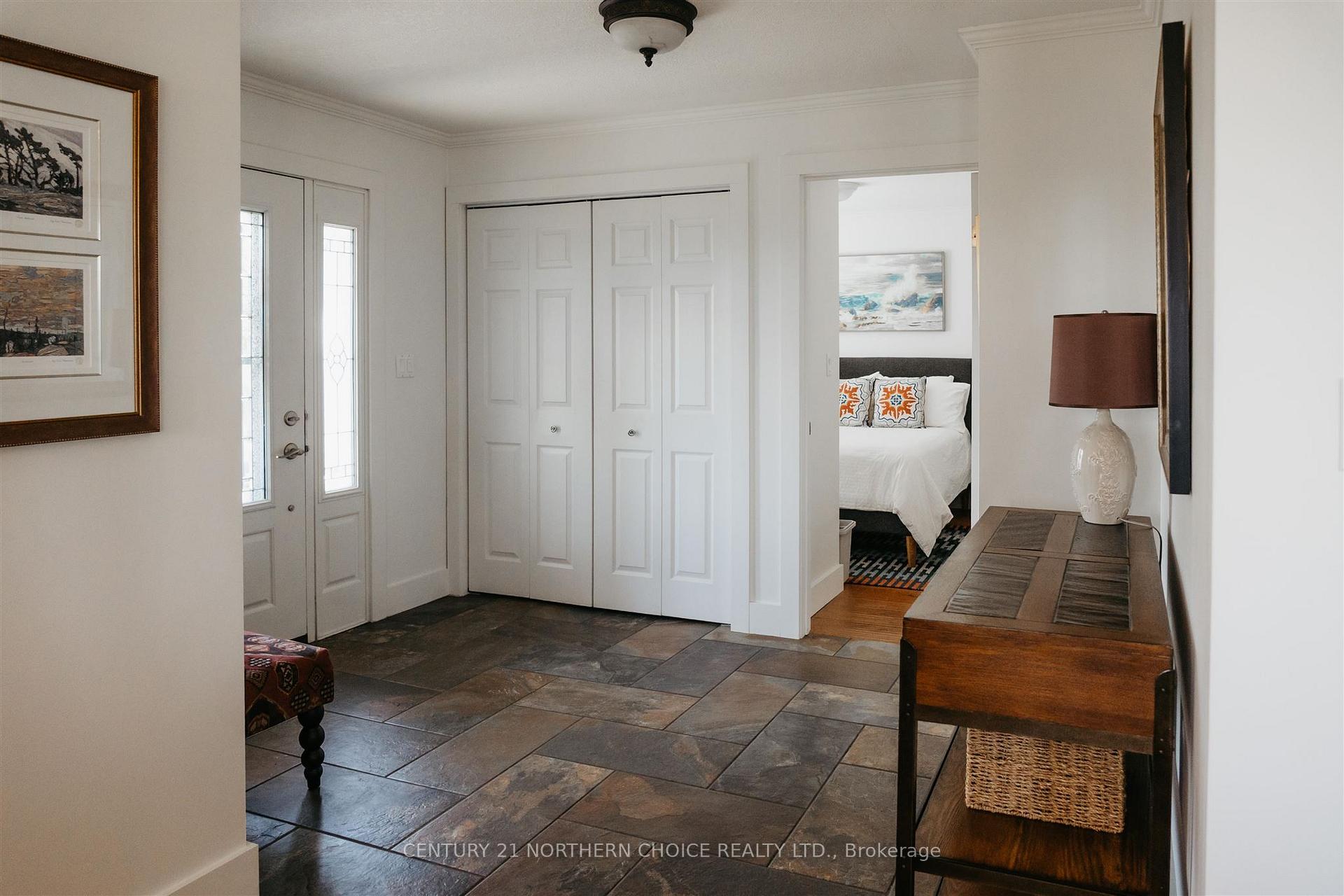 Photo 8 of 1322 Beach Road, Kenora, Keewatin — HOMEH