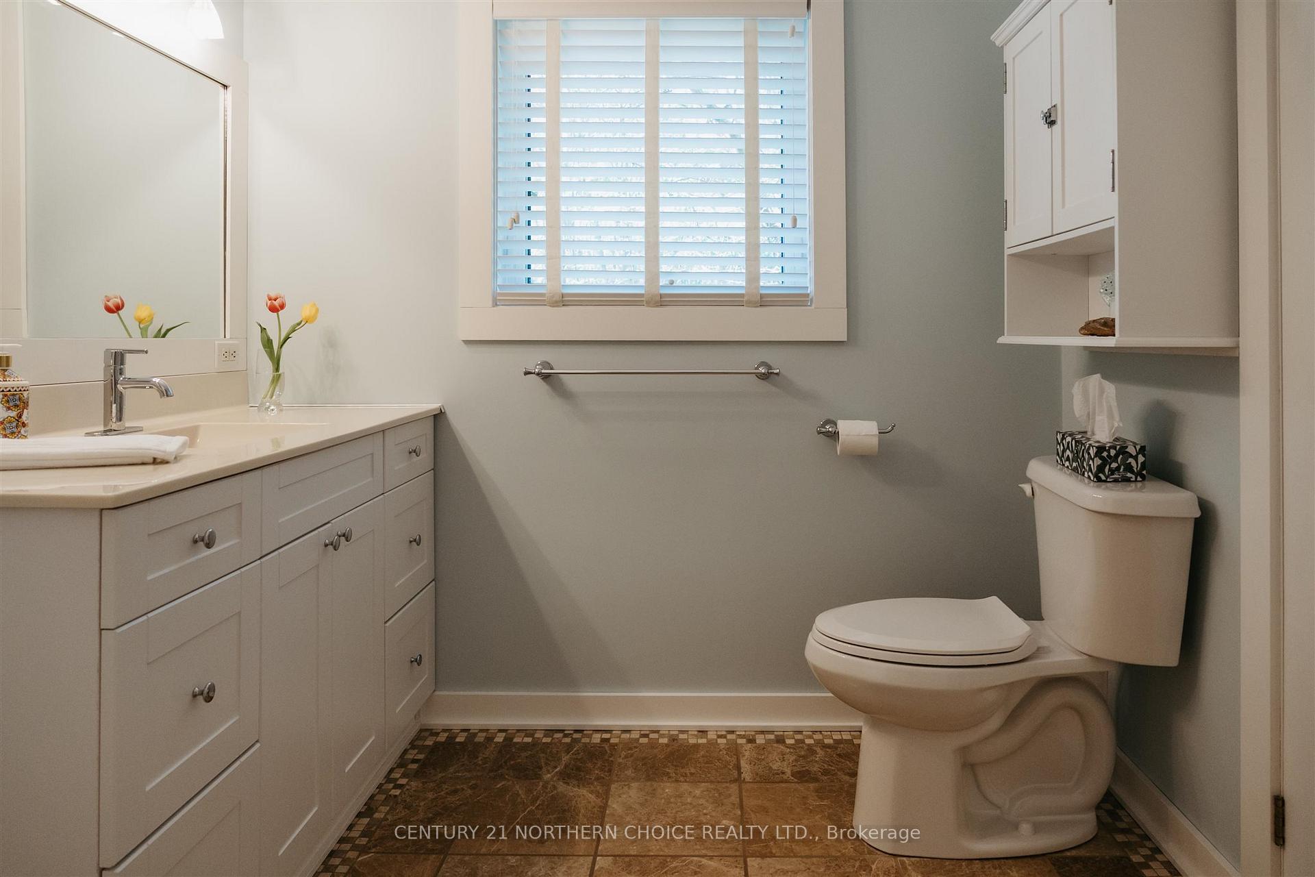 Photo 30 of 1322 Beach Road, Kenora, Keewatin — HOMEH