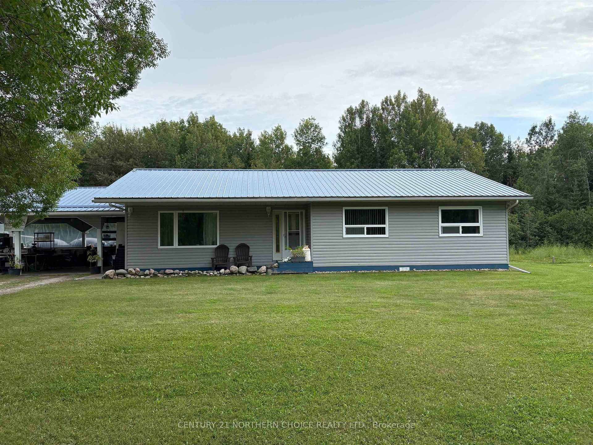 Front of 993 Fisher Road