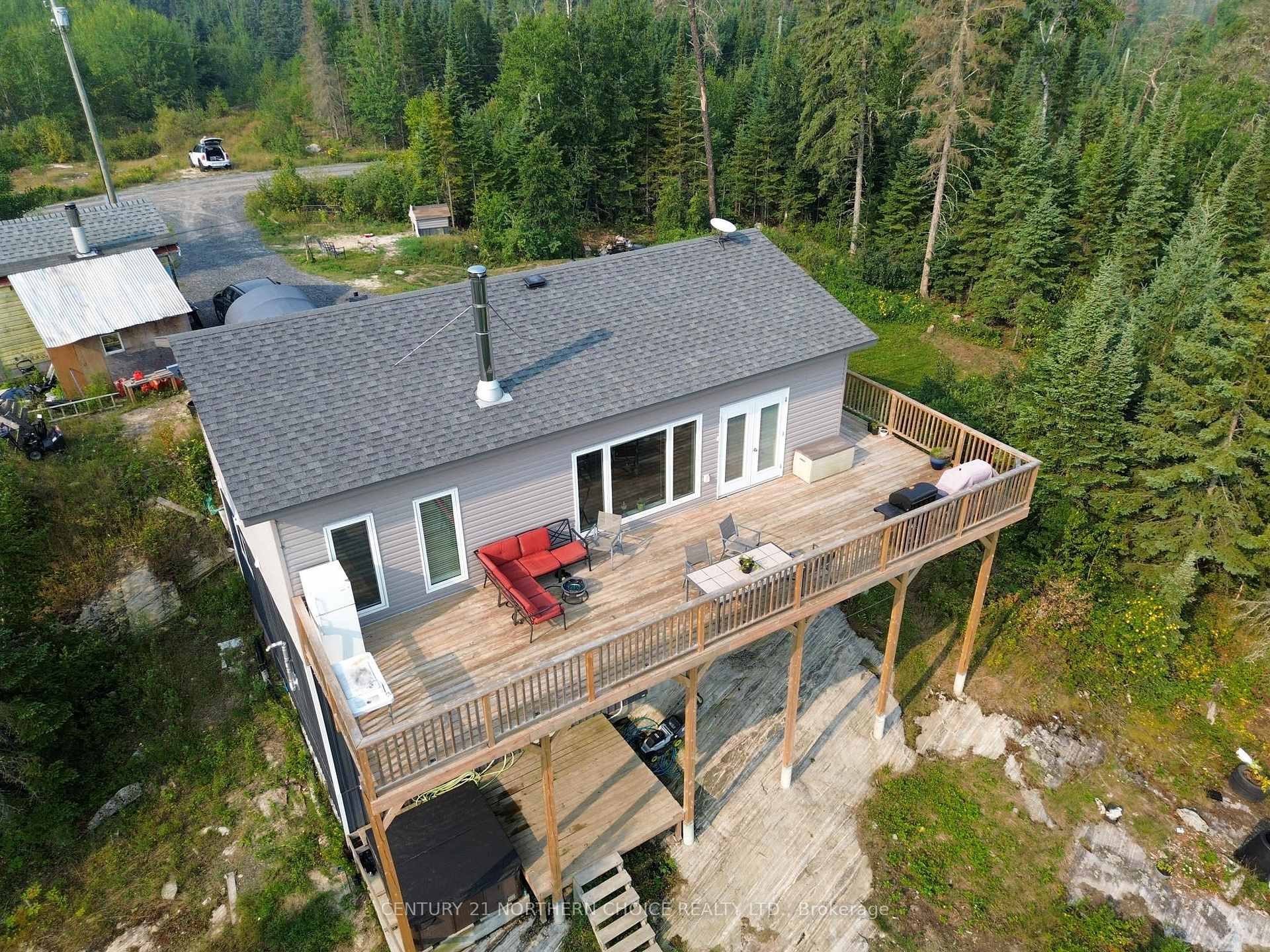 Photo 2 of 4 Lougheed Drive, Kenora, Keewatin North — HOMEH