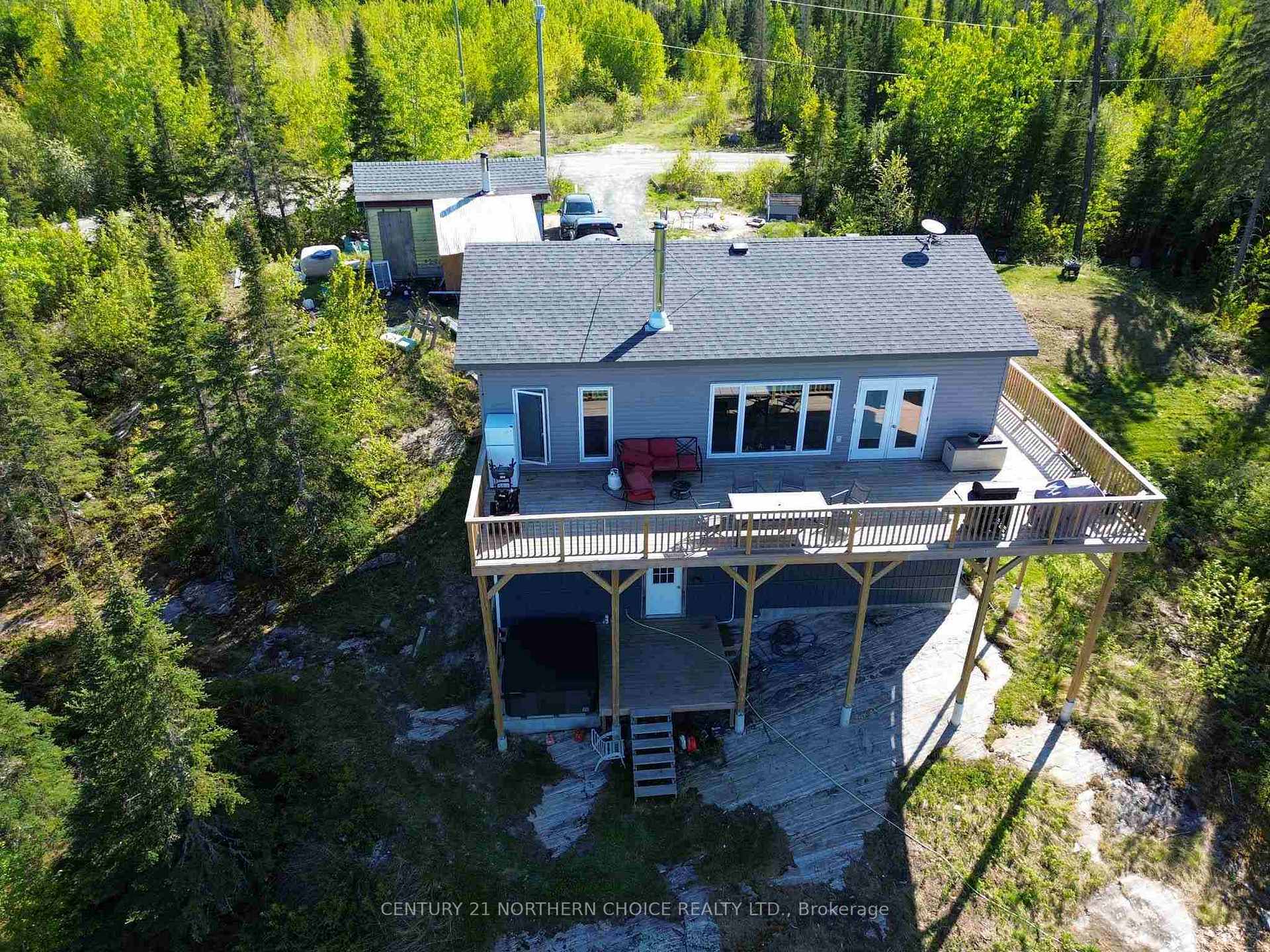 Photo 8 of 4 Lougheed Drive, Kenora, Keewatin North — HOMEH