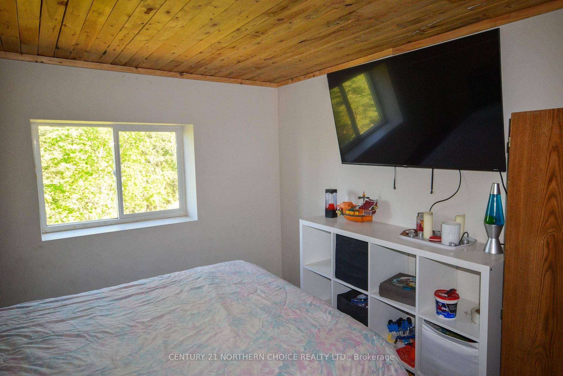 Photo 20 of 4 Lougheed Drive, Kenora, Keewatin North — HOMEH
