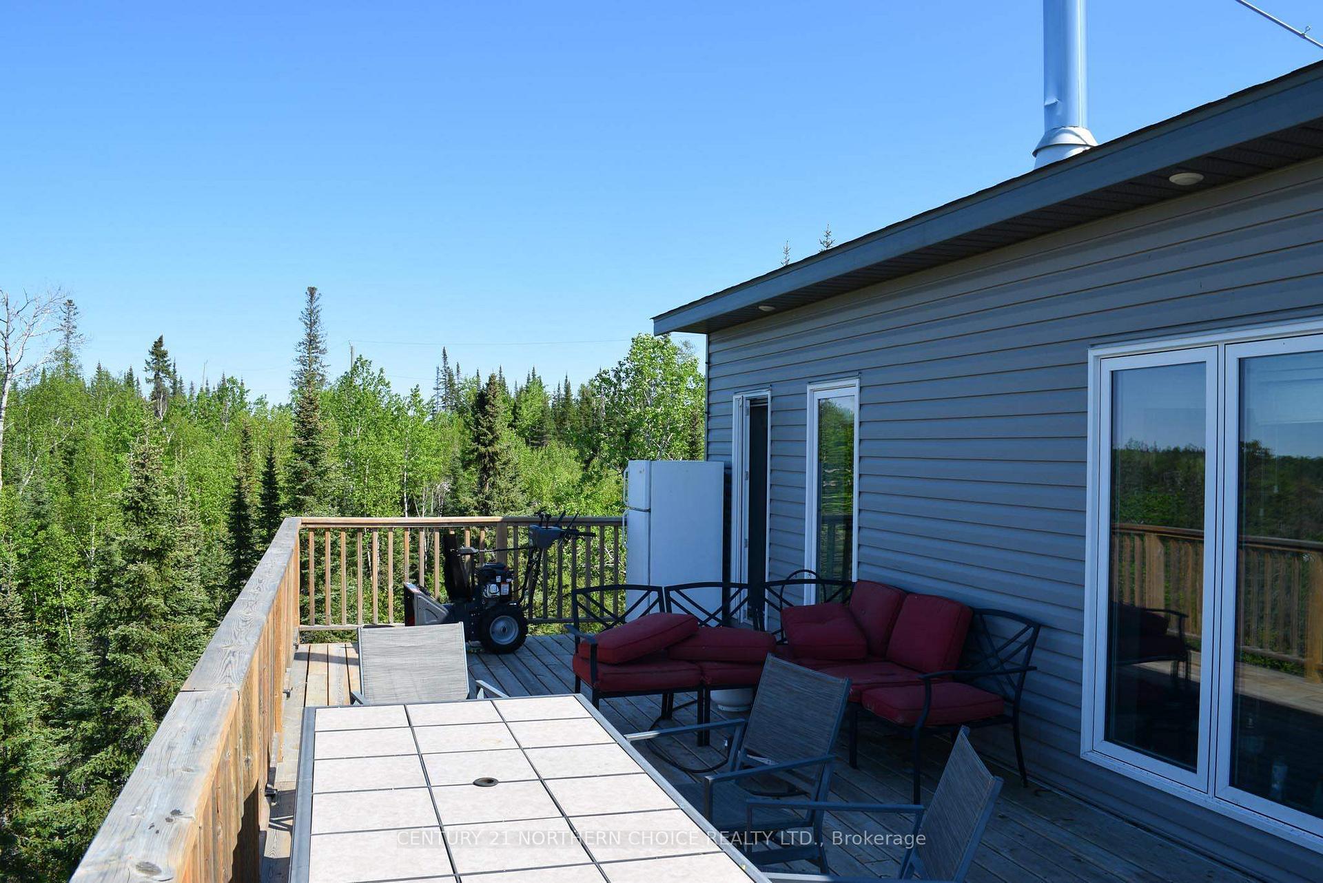 Photo 24 of 4 Lougheed Drive, Kenora, Keewatin North — HOMEH