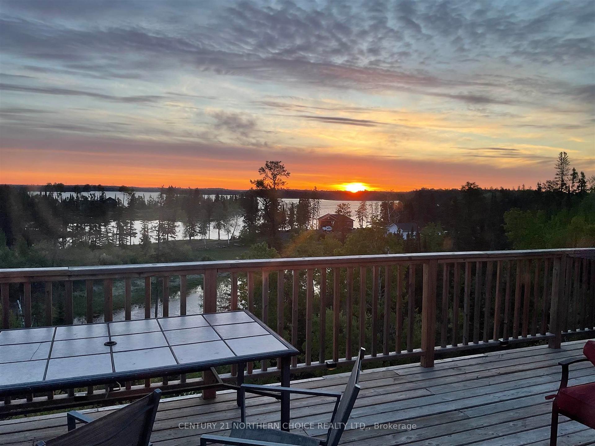 Photo 38 of 4 Lougheed Drive, Kenora, Keewatin North — HOMEH