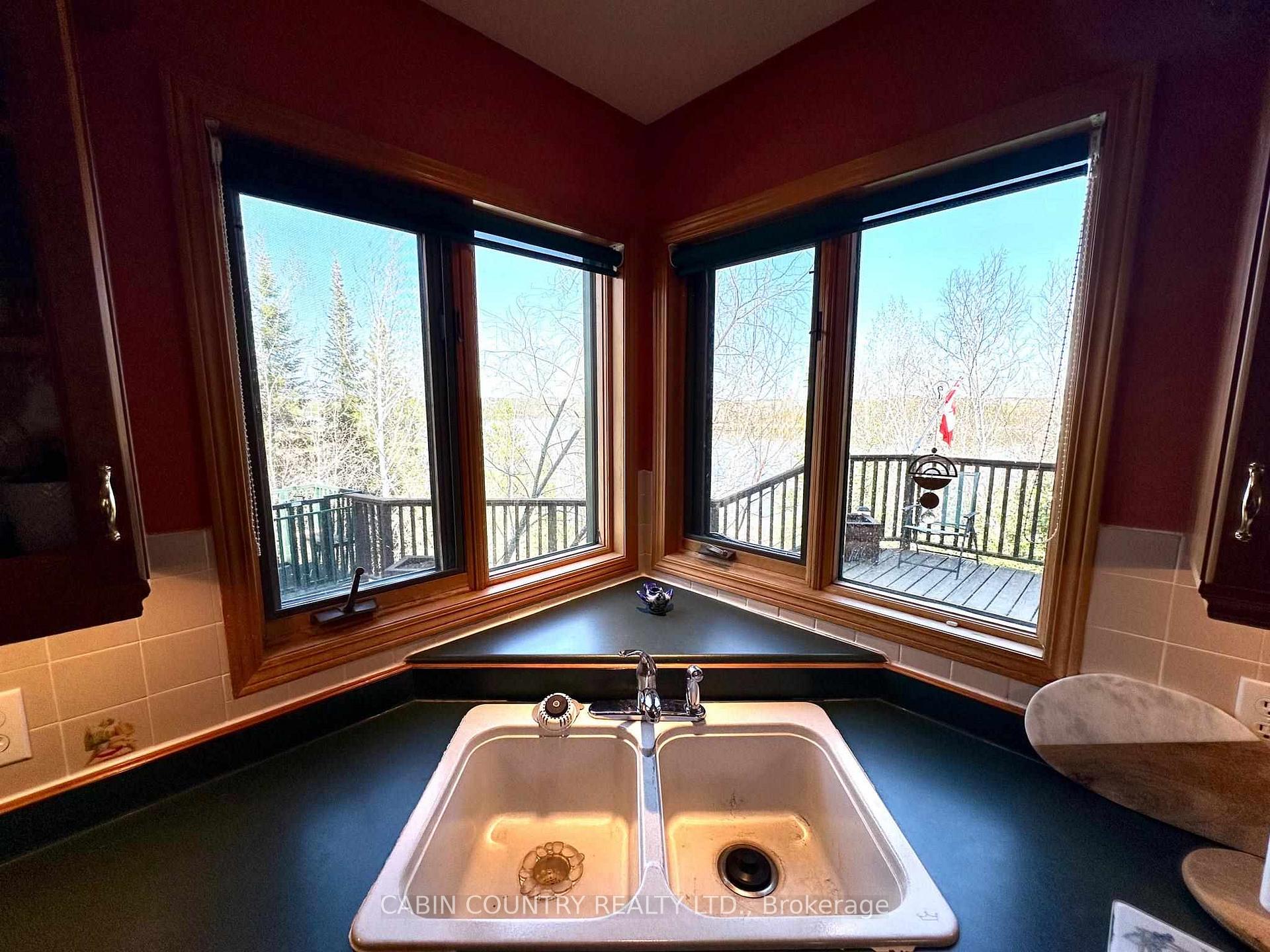 Photo 10 of 331 Worona Road, Kenora, Redditt Road East — HOMEH