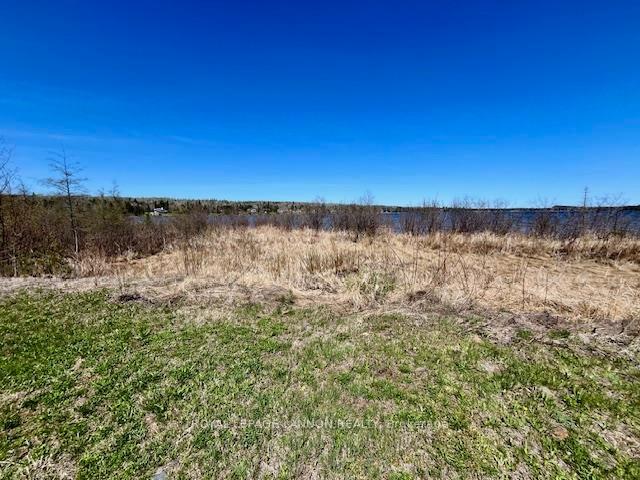 Photo 4 of 153 Mickelson Drive, Shuniah — HOMEH
