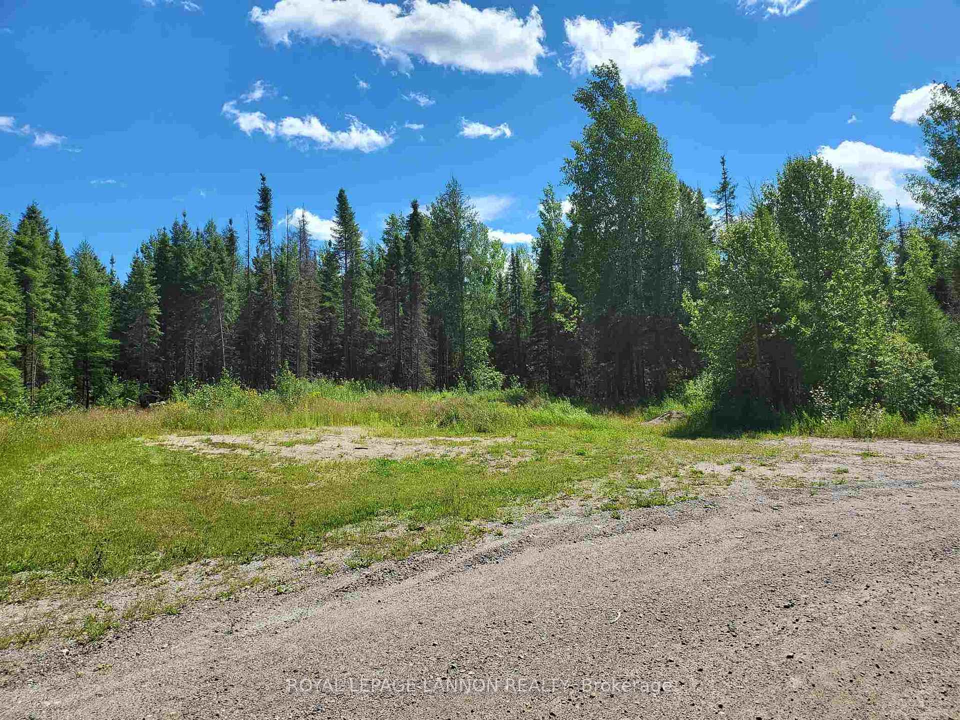 Photo 6 of 3RD Avenue, Greenstone — HOMEH
