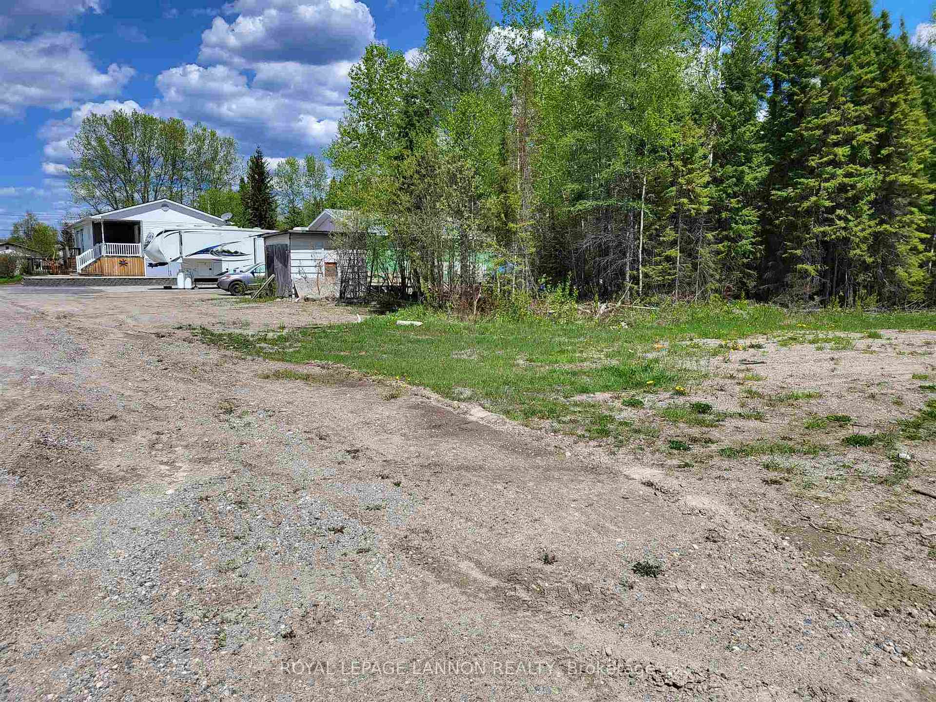 Photo 12 of 3RD Avenue, Greenstone — HOMEH