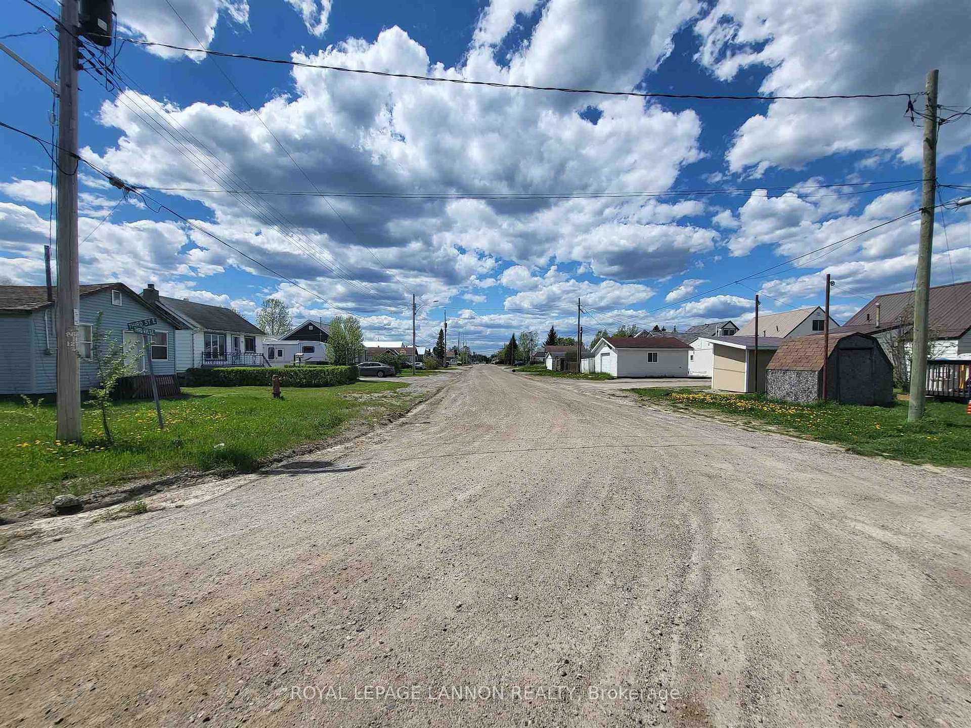 Photo 14 of 3RD Avenue, Greenstone — HOMEH