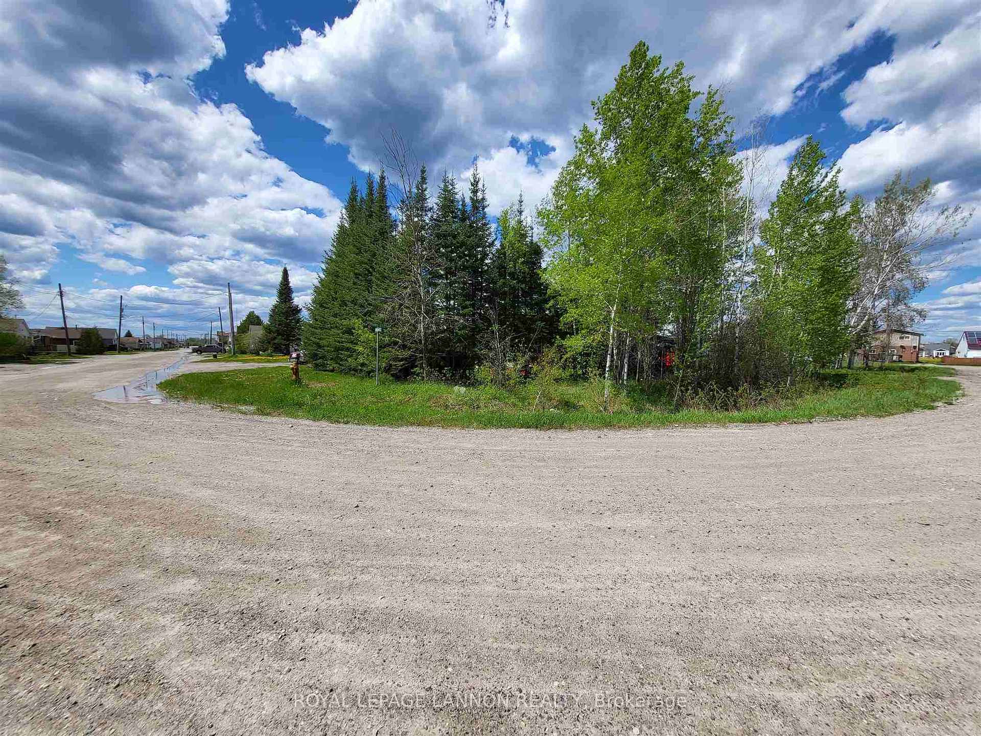 Photo 15 of 3RD Avenue, Greenstone — HOMEH