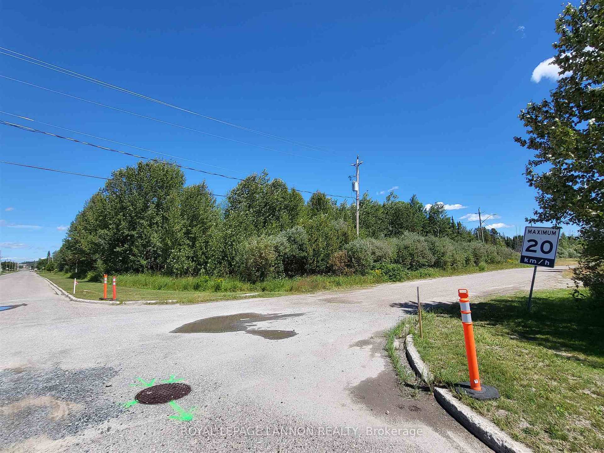 Photo 16 of 3RD Avenue, Greenstone — HOMEH