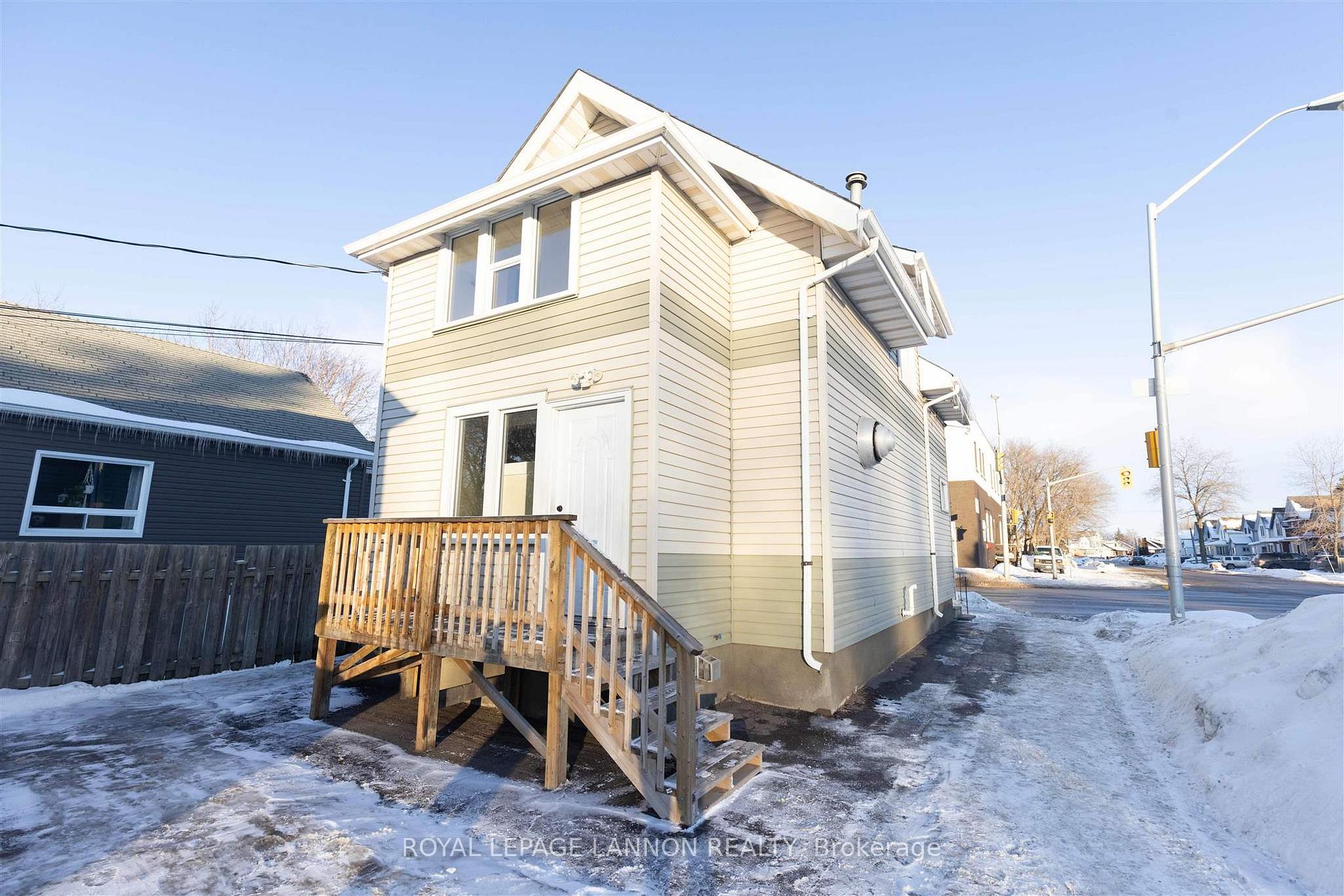 Photo 1 of 401 May Street N, Thunder Bay, McKeller Park — HOMEH