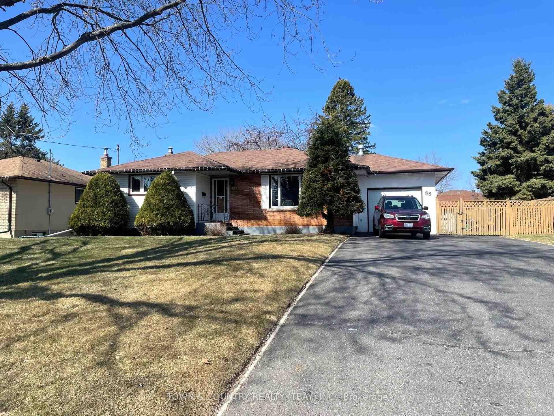 Photo 1 of 88 Strathcona Avenue, Thunder Bay, Current River — HOMEH