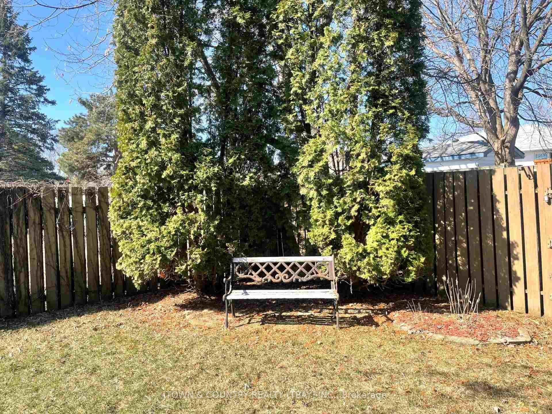 Photo 12 of 88 Strathcona Avenue, Thunder Bay, Current River — HOMEH