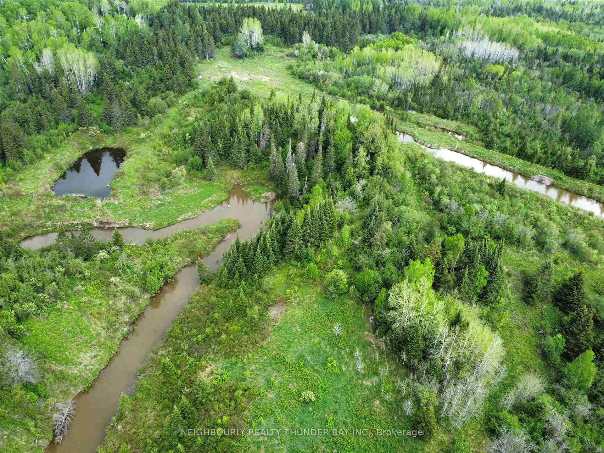 Photo 3 of 106 Cloud River Road E, Neebing, Crooks — HOMEH