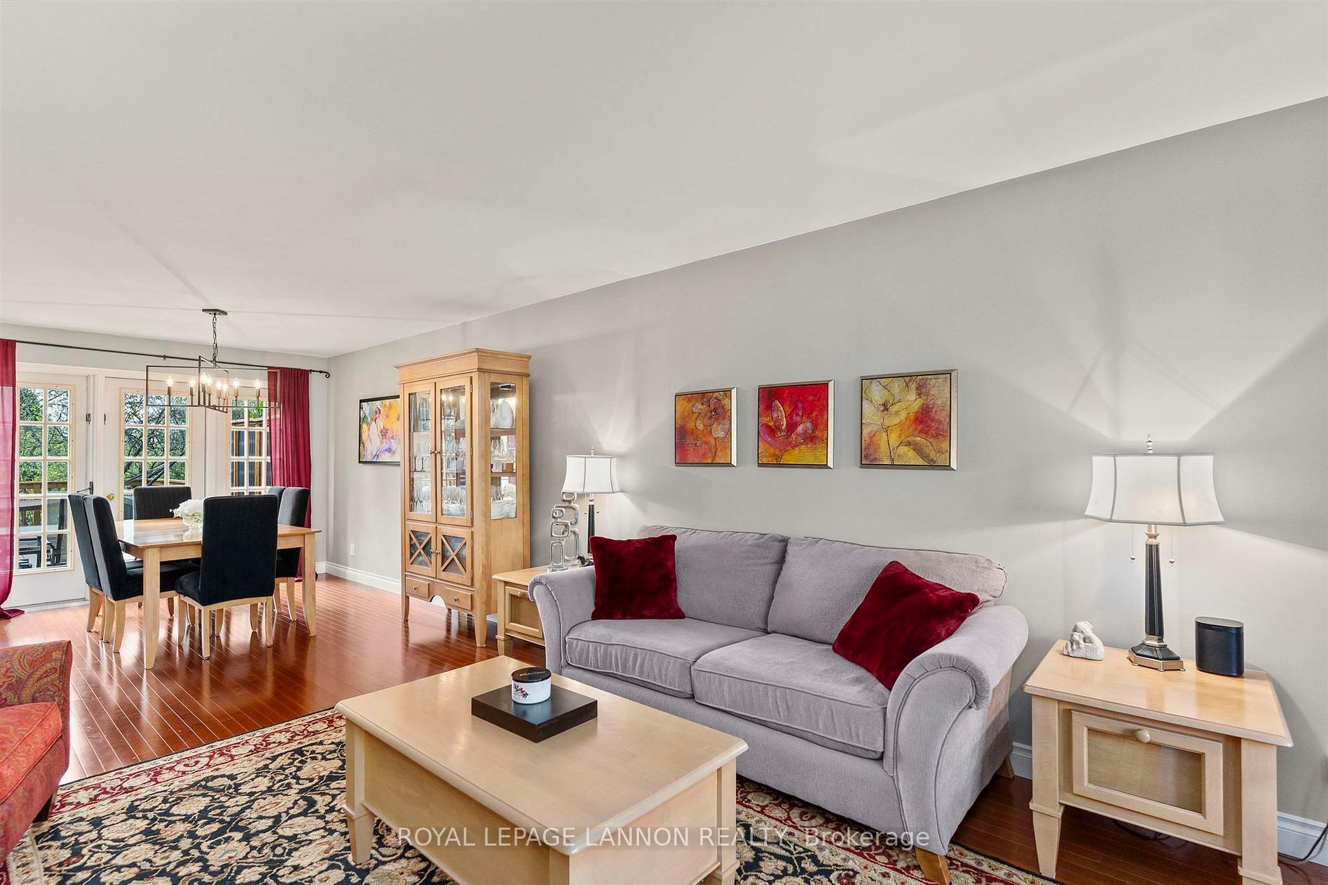 Photo 3 of 146 Iris Crescent, Thunder Bay, Dawson Heights — HOMEH