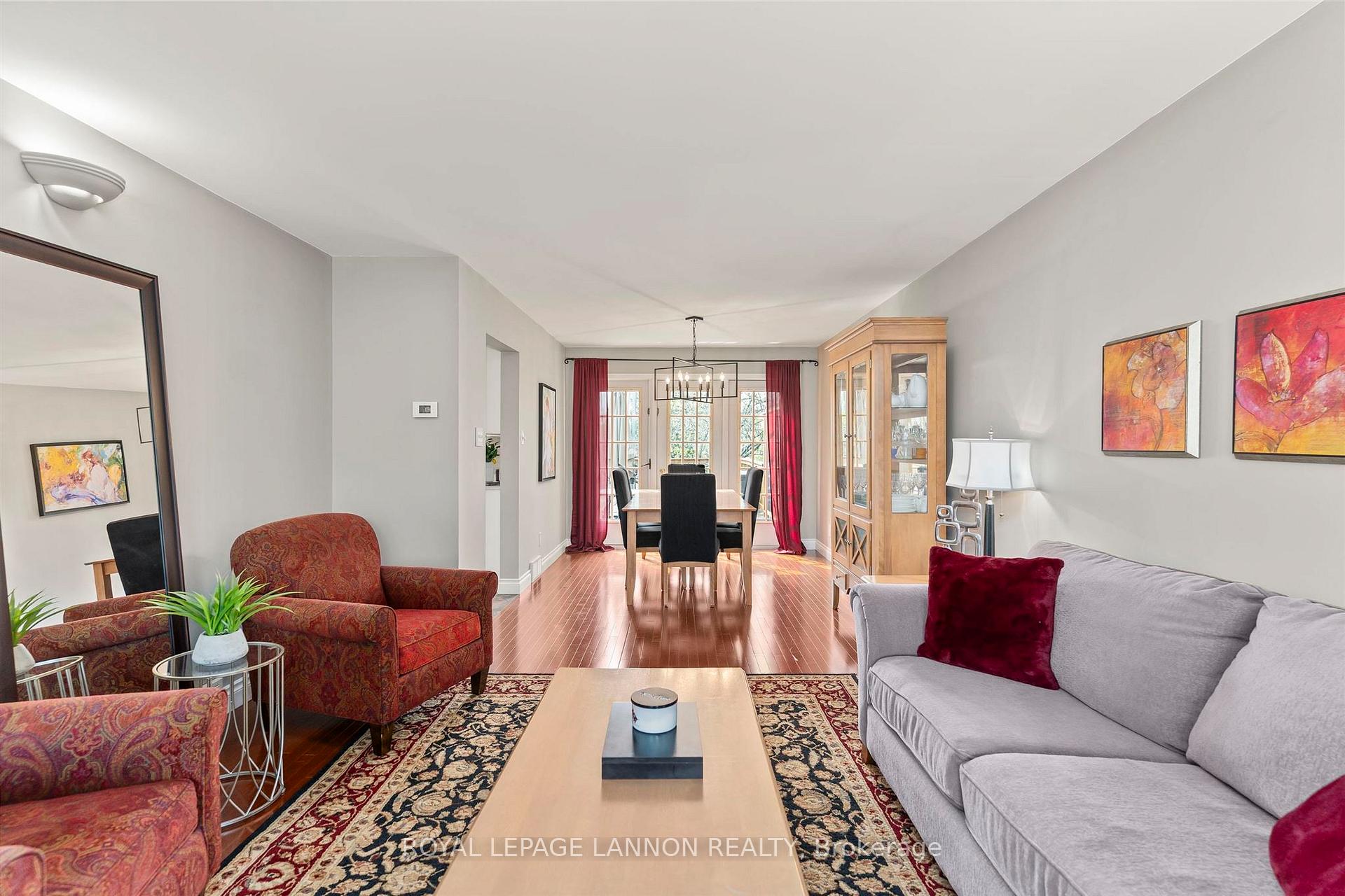 Photo 4 of 146 Iris Crescent, Thunder Bay, Dawson Heights — HOMEH