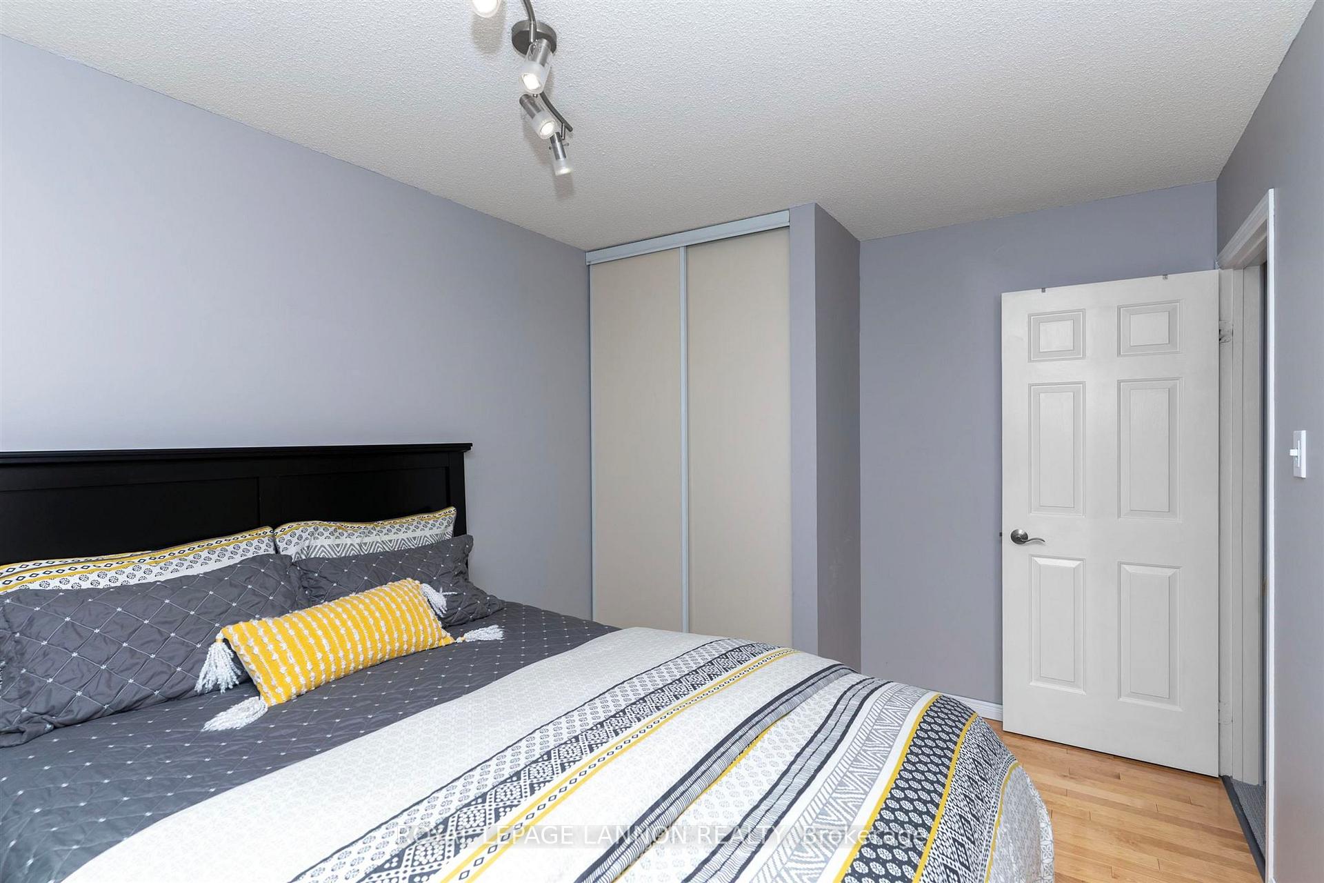 Photo 30 of 146 Iris Crescent, Thunder Bay, Dawson Heights — HOMEH