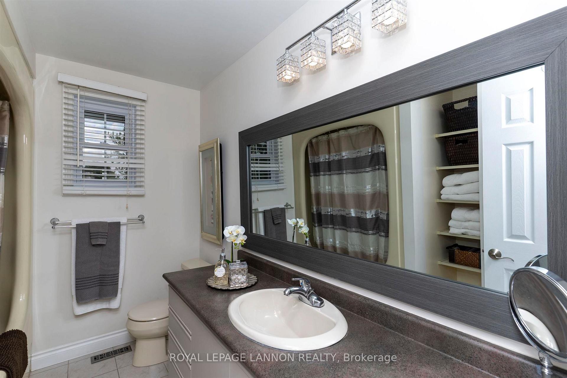 Photo 31 of 146 Iris Crescent, Thunder Bay, Dawson Heights — HOMEH