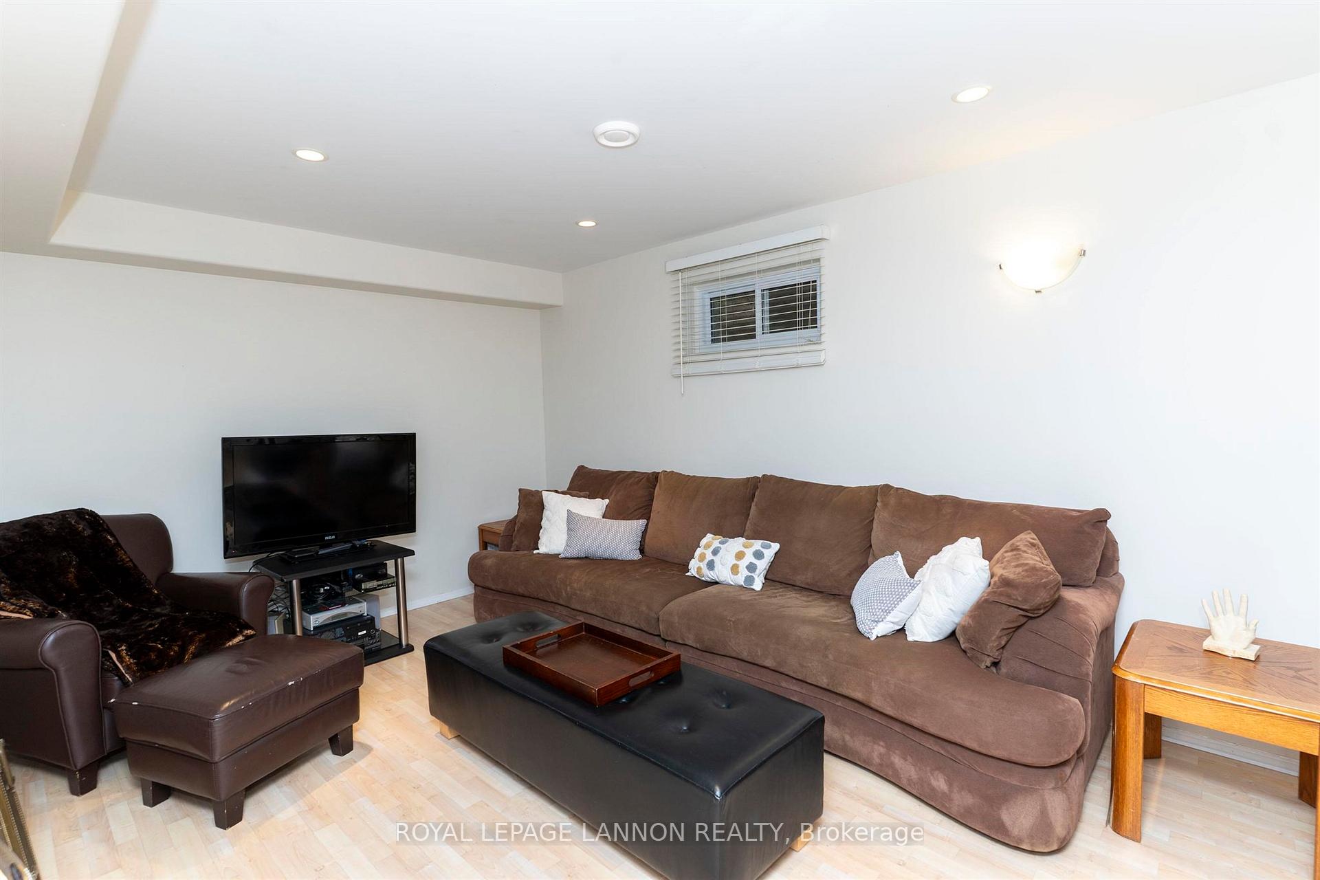 Photo 36 of 146 Iris Crescent, Thunder Bay, Dawson Heights — HOMEH