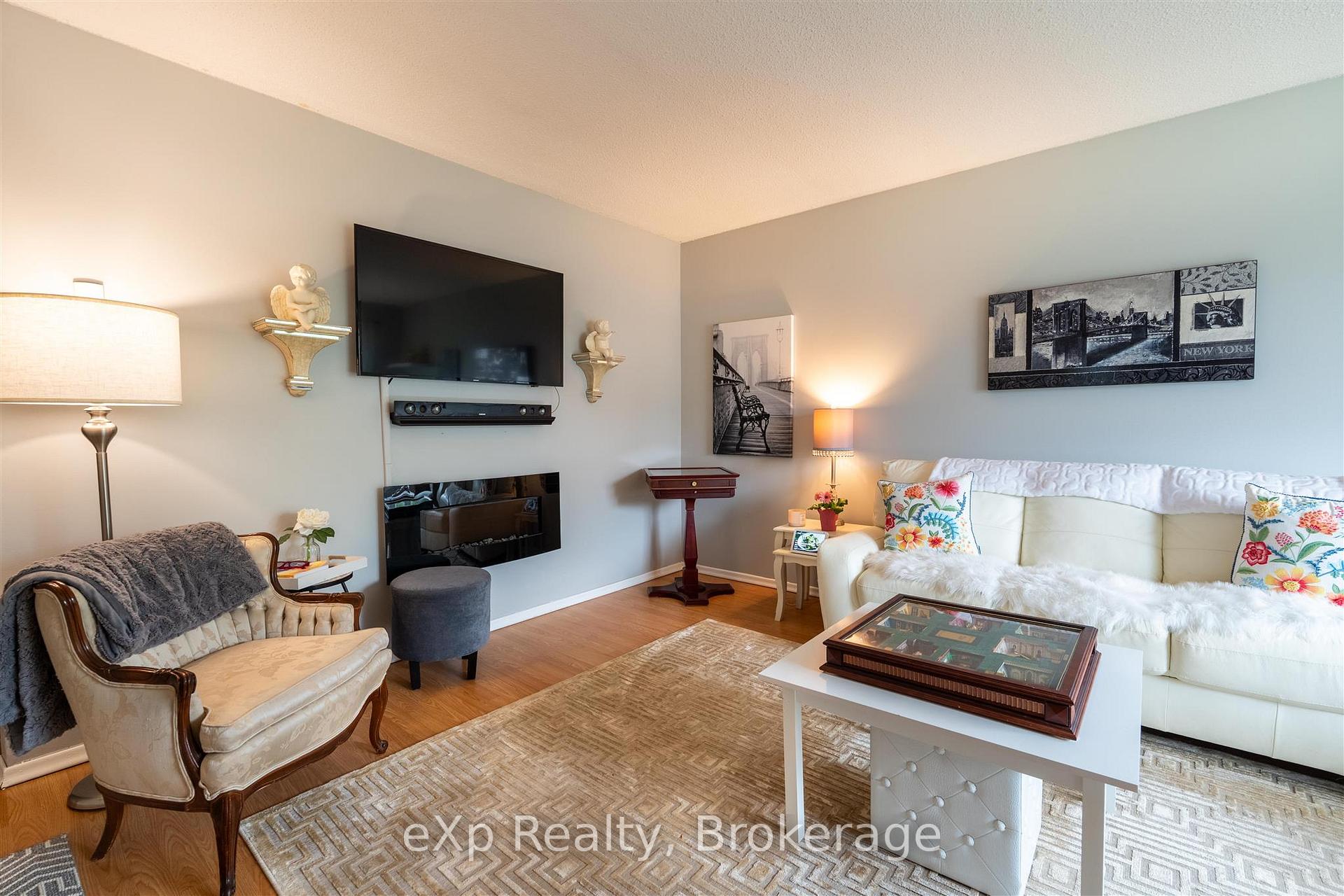 Photo 6 of 187 Brent Street, Thunder Bay, Shuniah — HOMEH