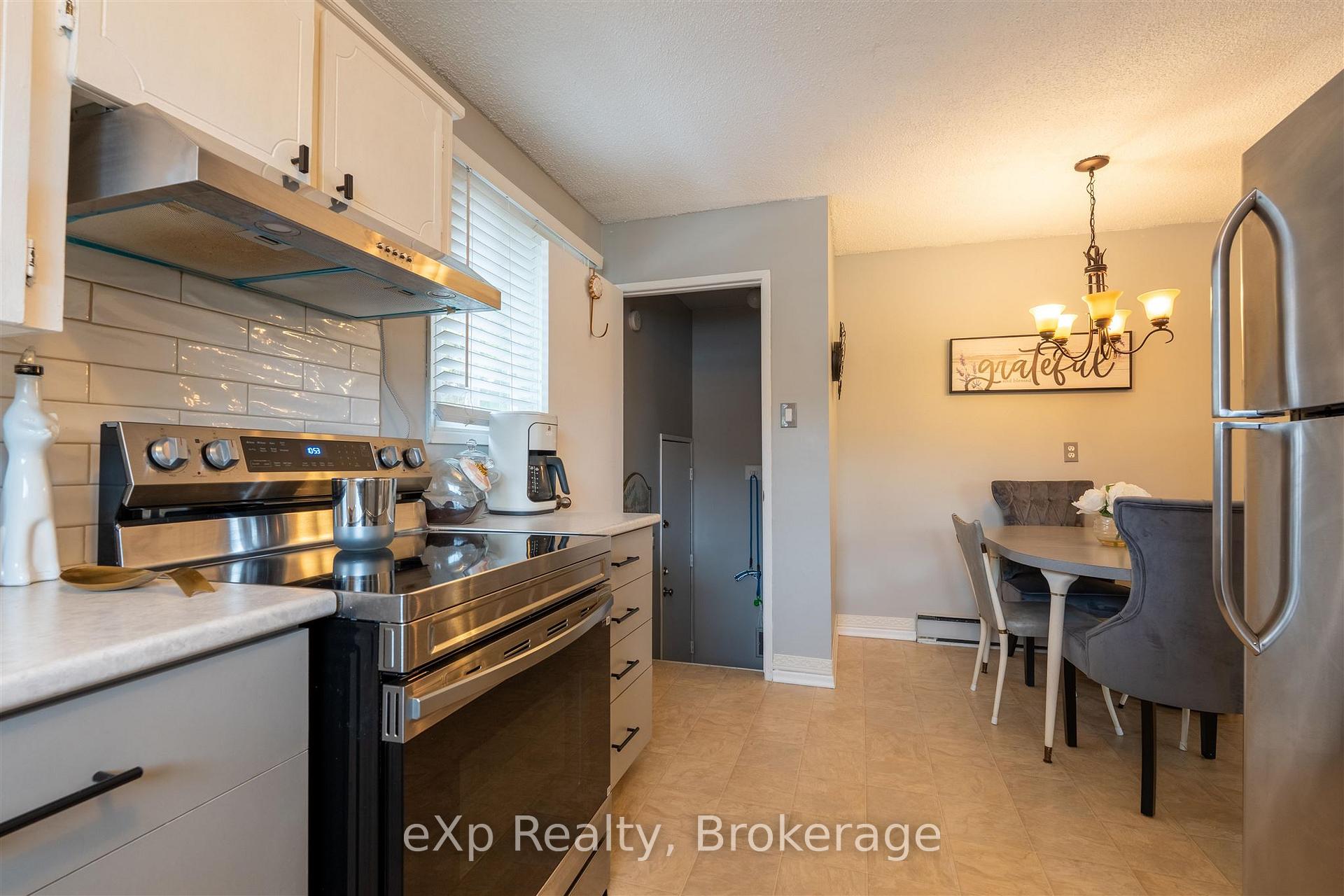 Photo 14 of 187 Brent Street, Thunder Bay, Shuniah — HOMEH