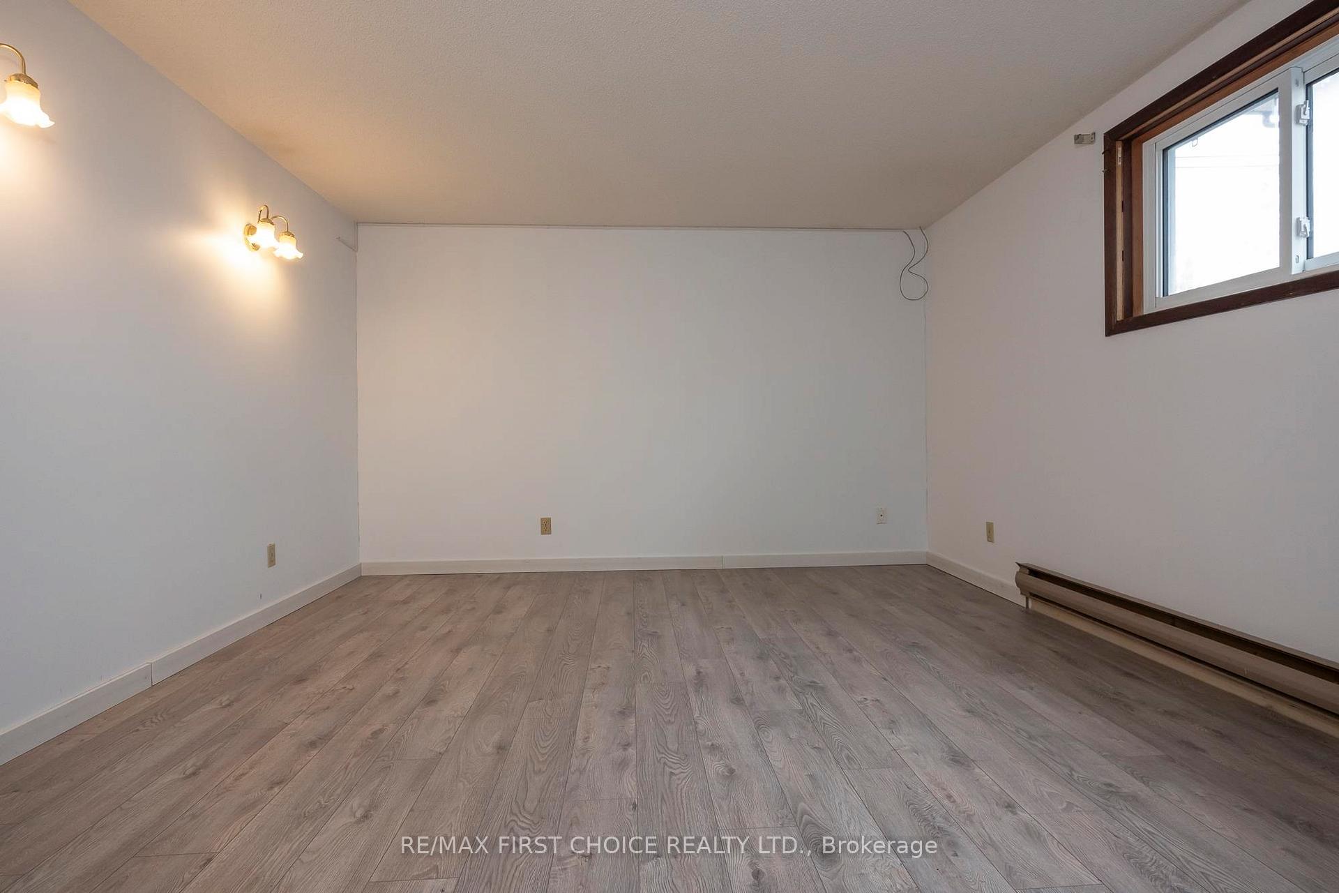 Photo 26 of 427 Adams Street, Thunder Bay, Current River — HOMEH