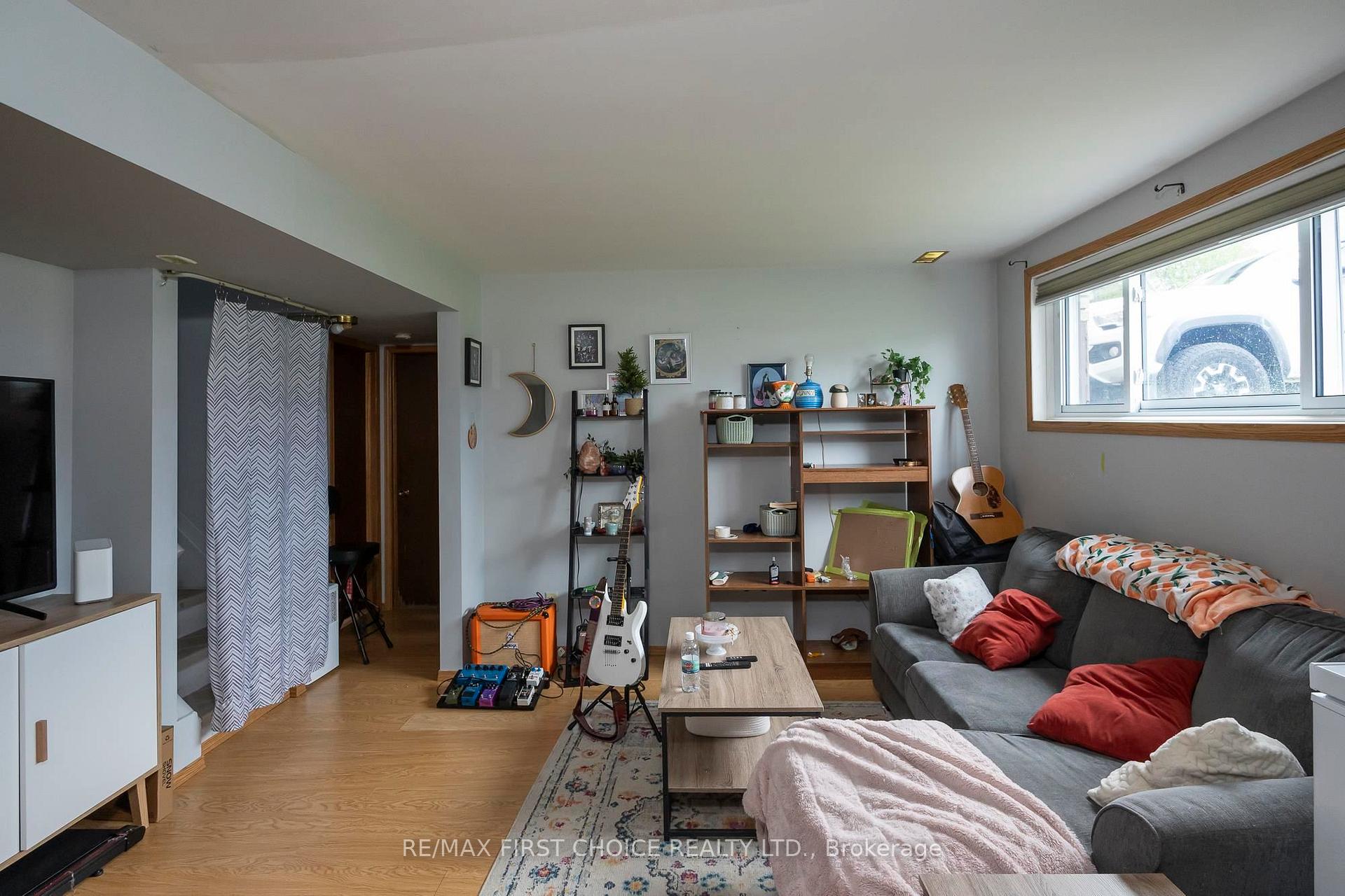 Photo 31 of 427 Adams Street, Thunder Bay, Current River — HOMEH