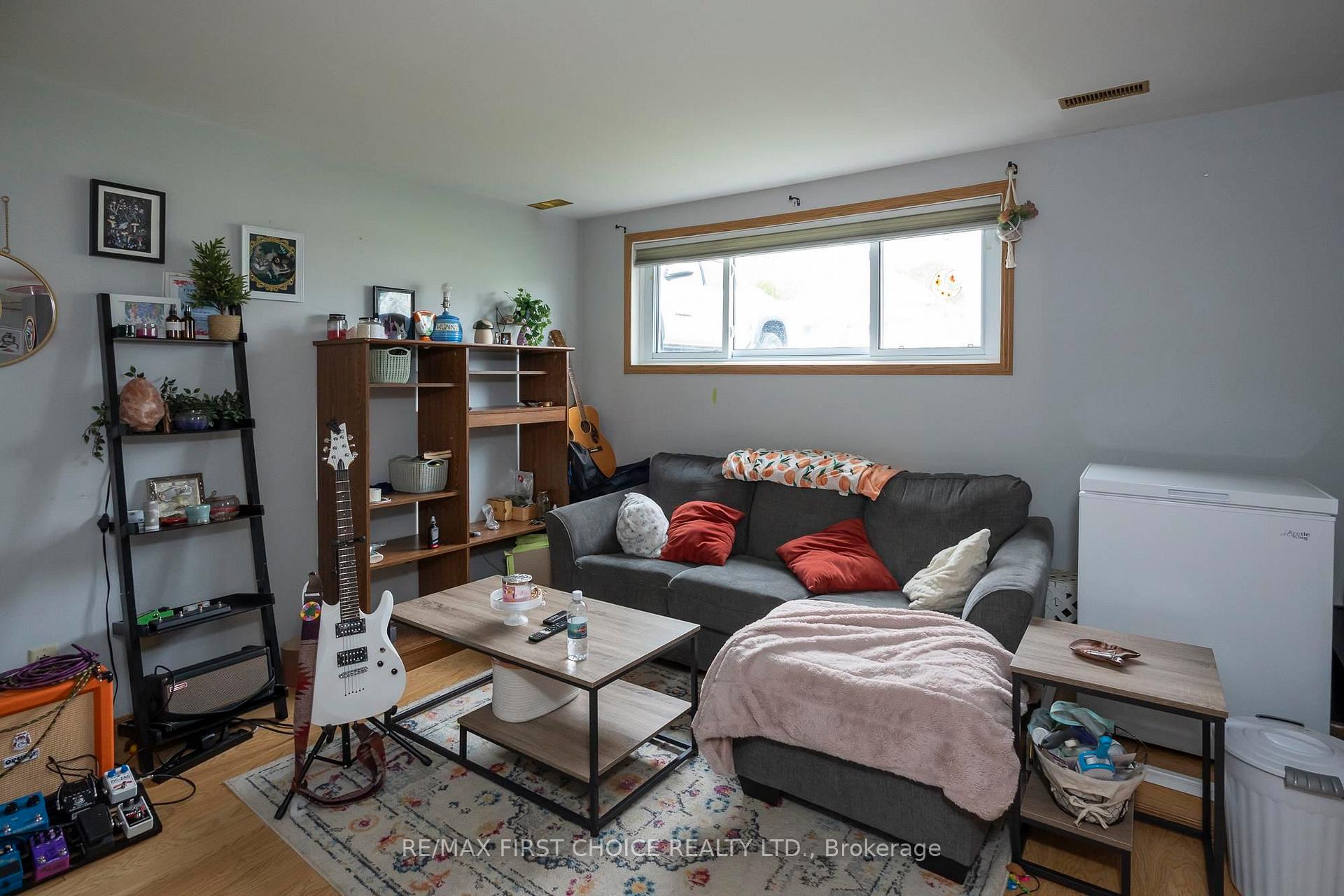 Photo 32 of 427 Adams Street, Thunder Bay, Current River — HOMEH
