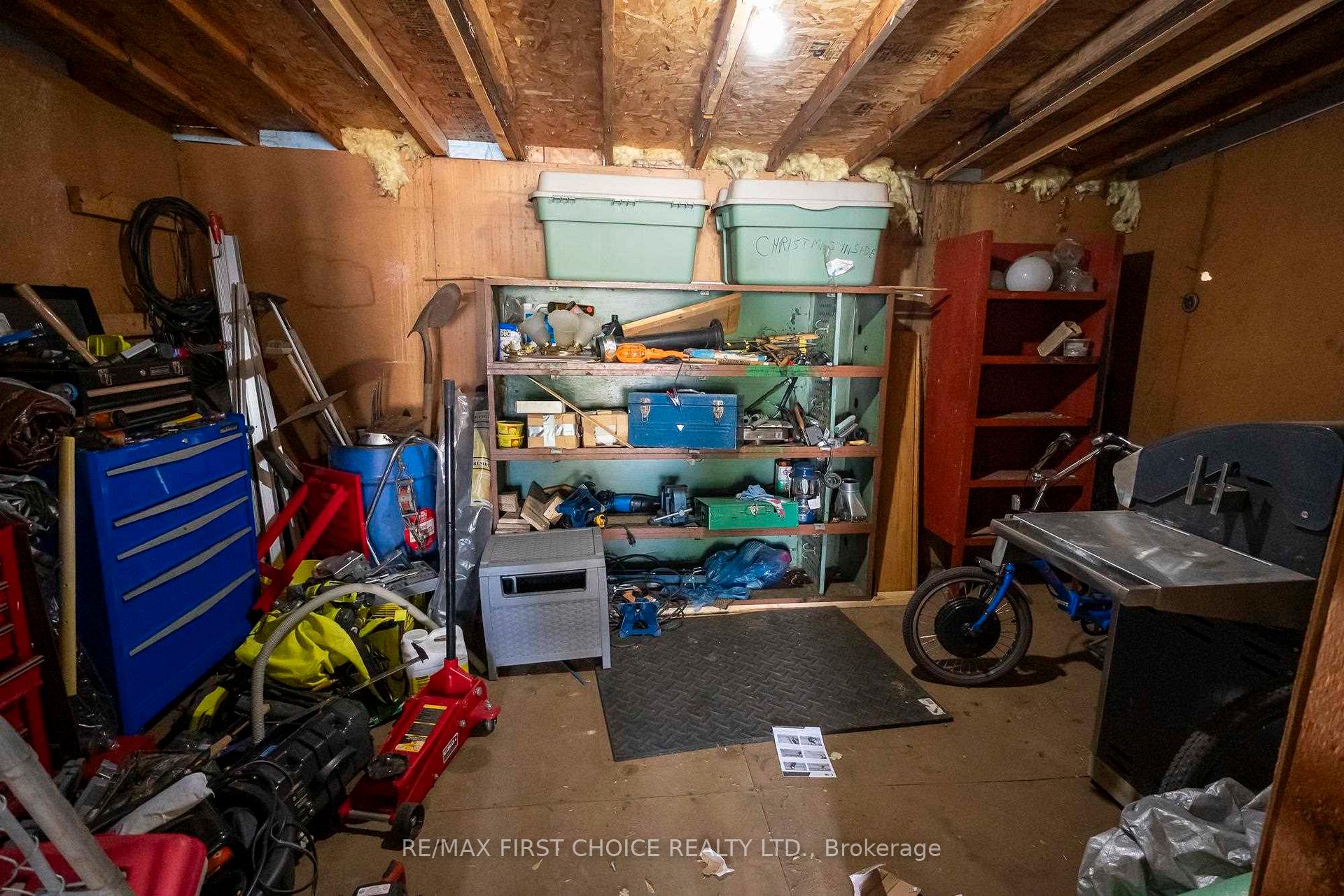 Photo 39 of 427 Adams Street, Thunder Bay, Current River — HOMEH