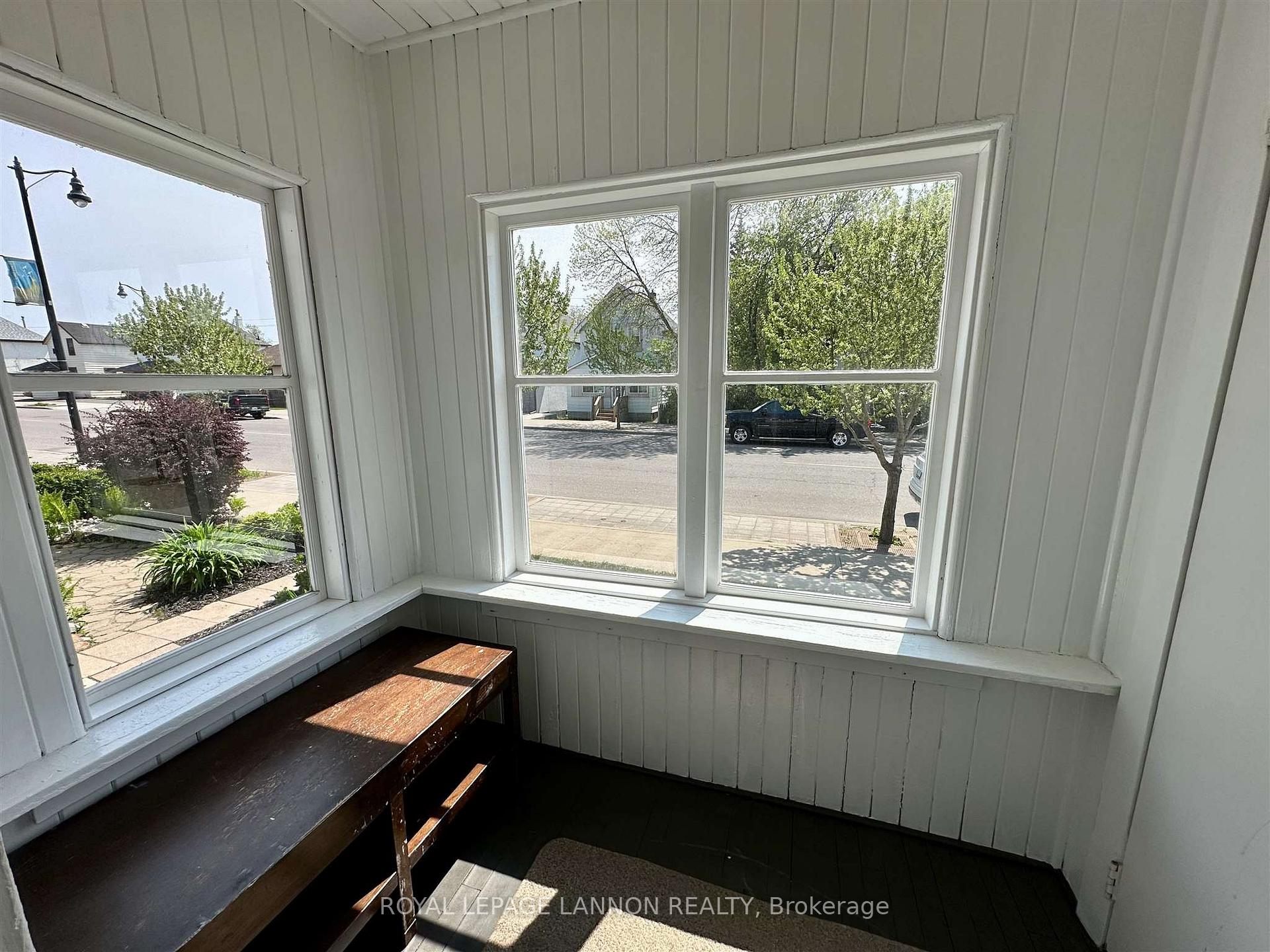 Photo 10 of 254 Algoma Street S, Thunder Bay, Court / Cumberland — HOMEH