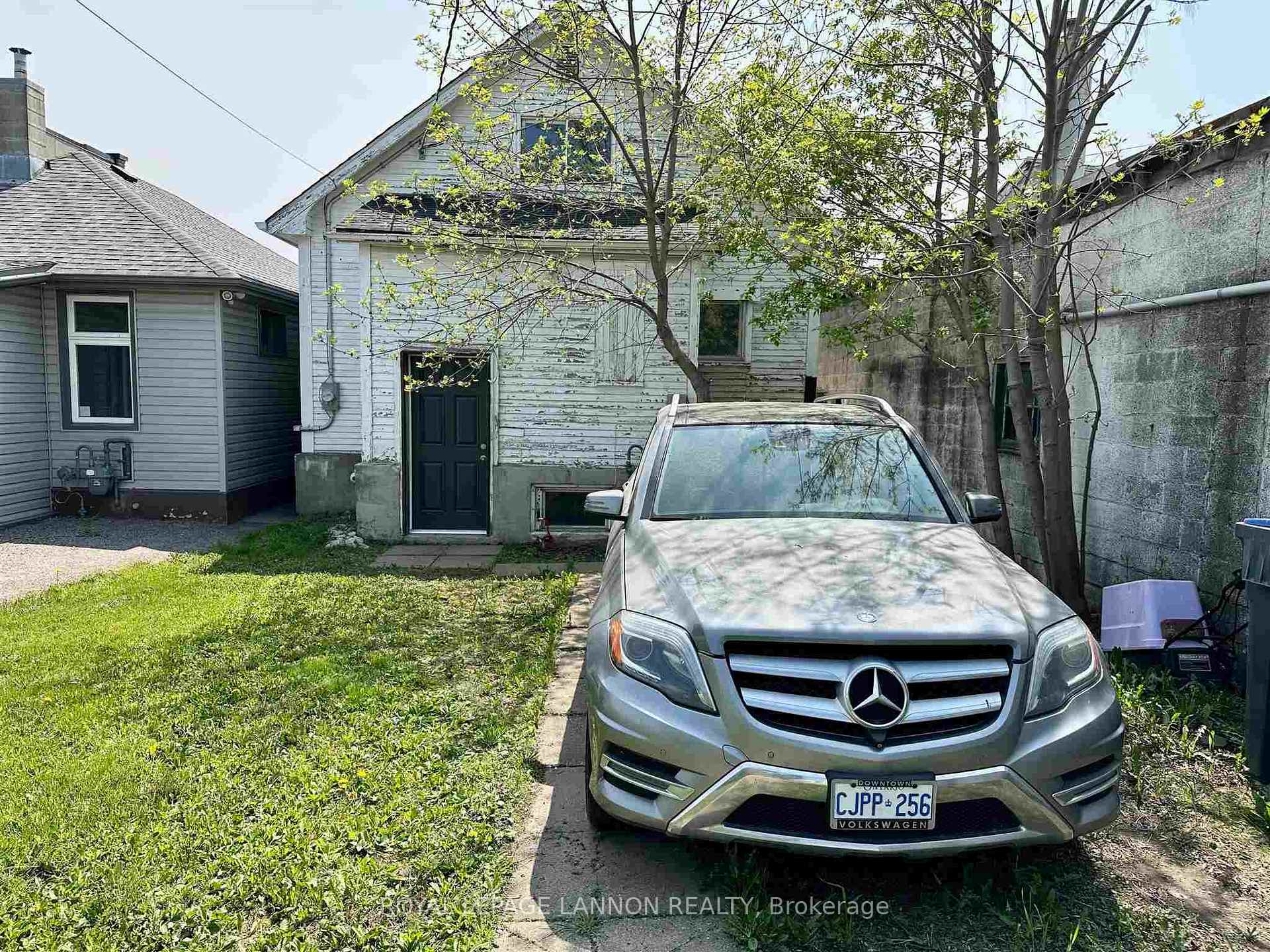 Photo 14 of 254 Algoma Street S, Thunder Bay, Court / Cumberland — HOMEH