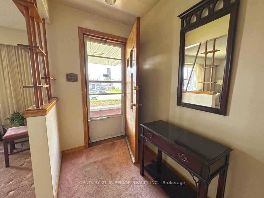 Photo 8 of 139 Gordon Street, Thunder Bay, Green Acres — HOMEH