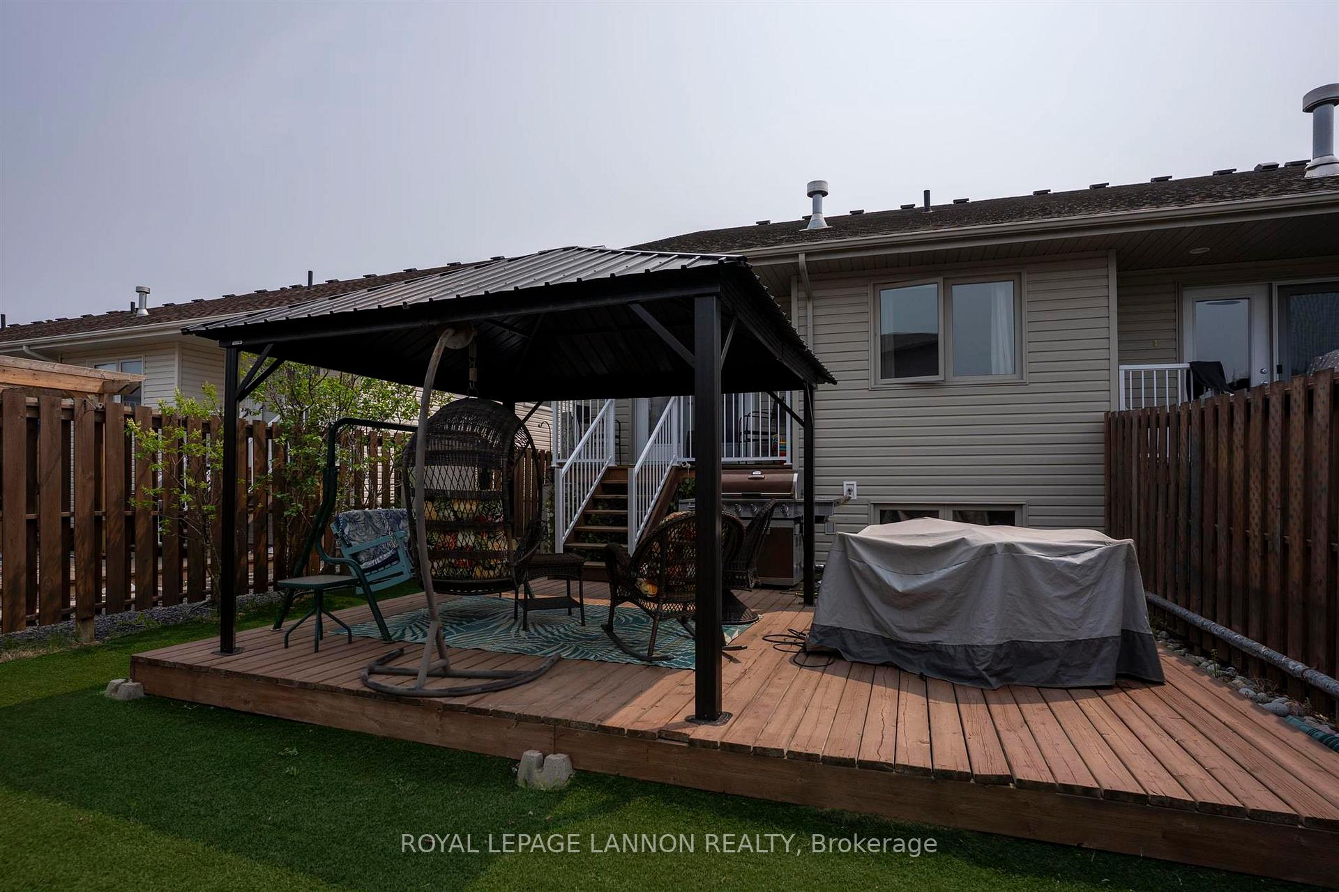 Photo 30 of 723 Weiler Boulevard, Thunder Bay, Parkdale — HOMEH