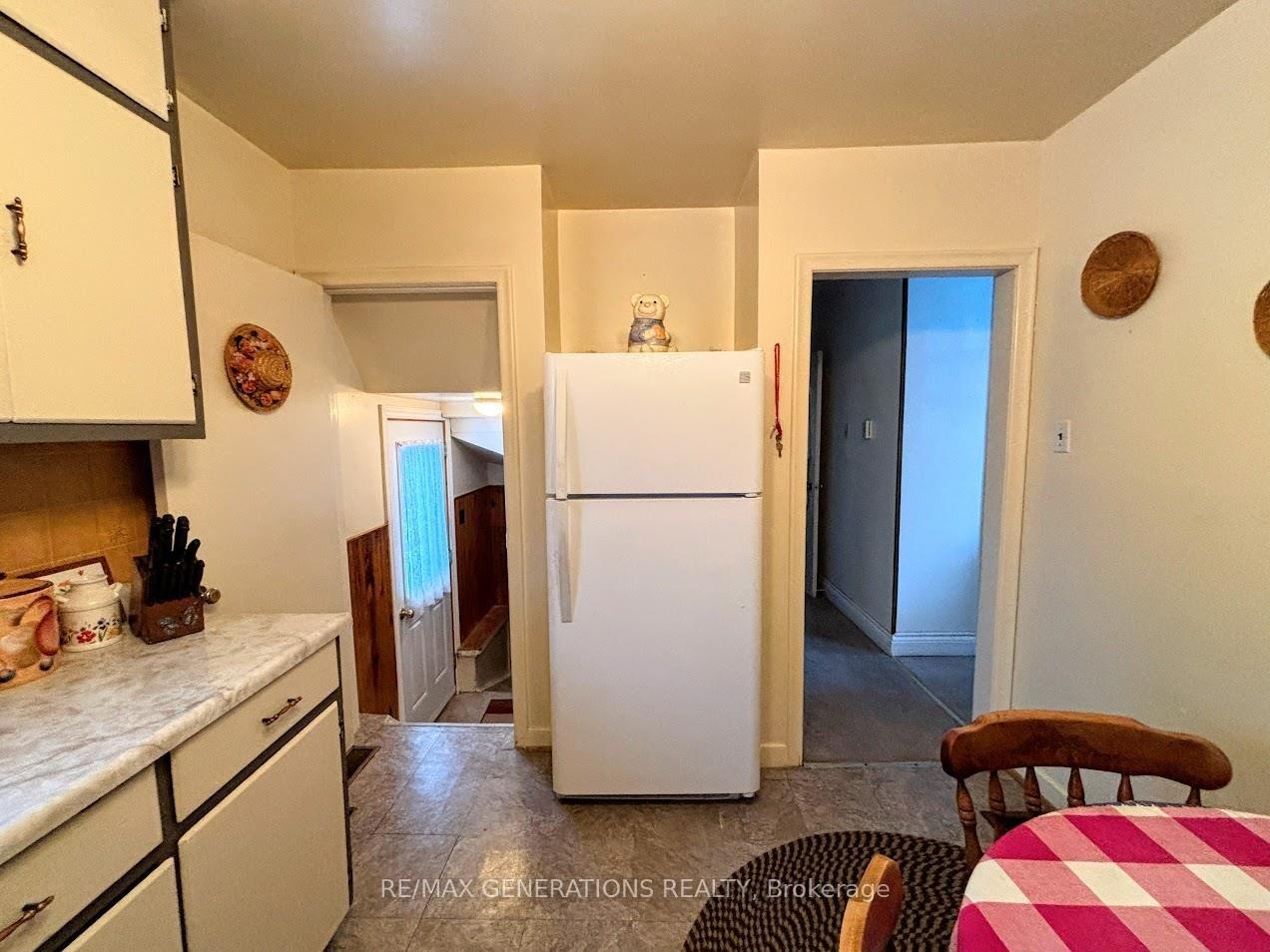 Photo 9 of 18 Ohsweken Road, Manitouwadge — HOMEH