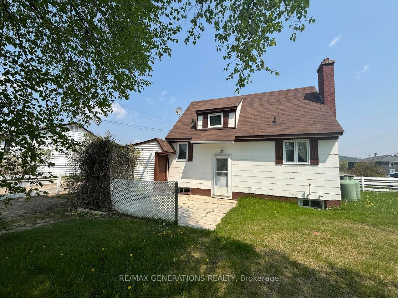 Photo 29 of 18 Ohsweken Road, Manitouwadge — HOMEH