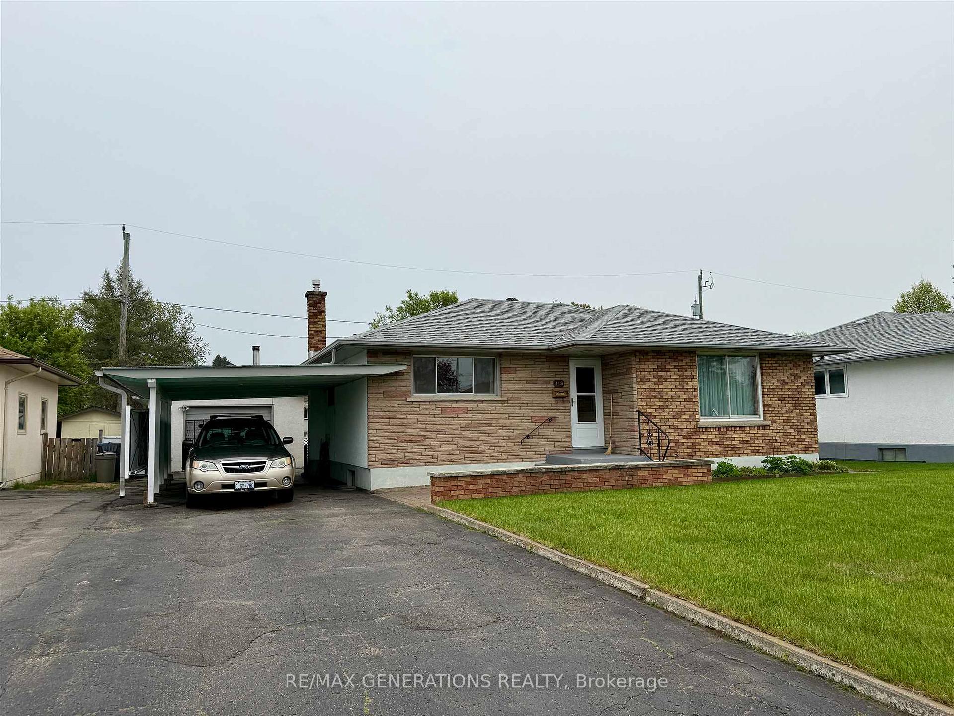 Photo 1 of 418 Heather Crescent, Thunder Bay, Green Acres — HOMEH