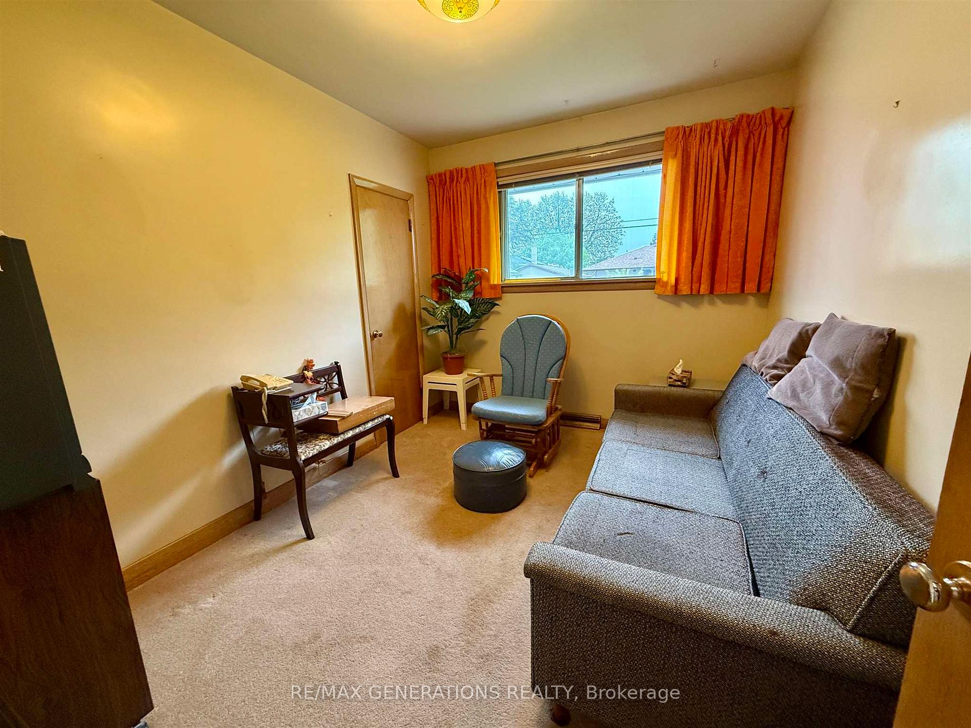 Photo 5 of 418 Heather Crescent, Thunder Bay, Green Acres — HOMEH